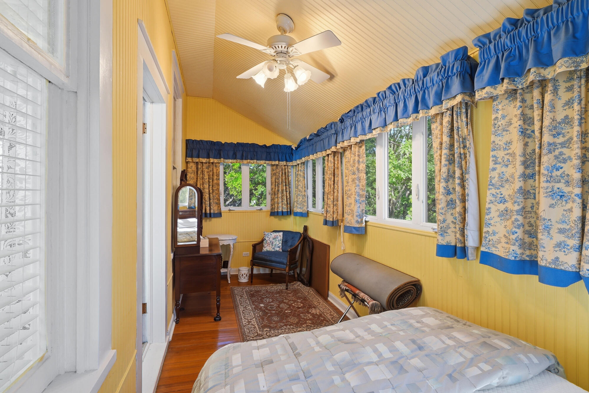 TOWN OF DEFUNIAK SPRINGS - Residential