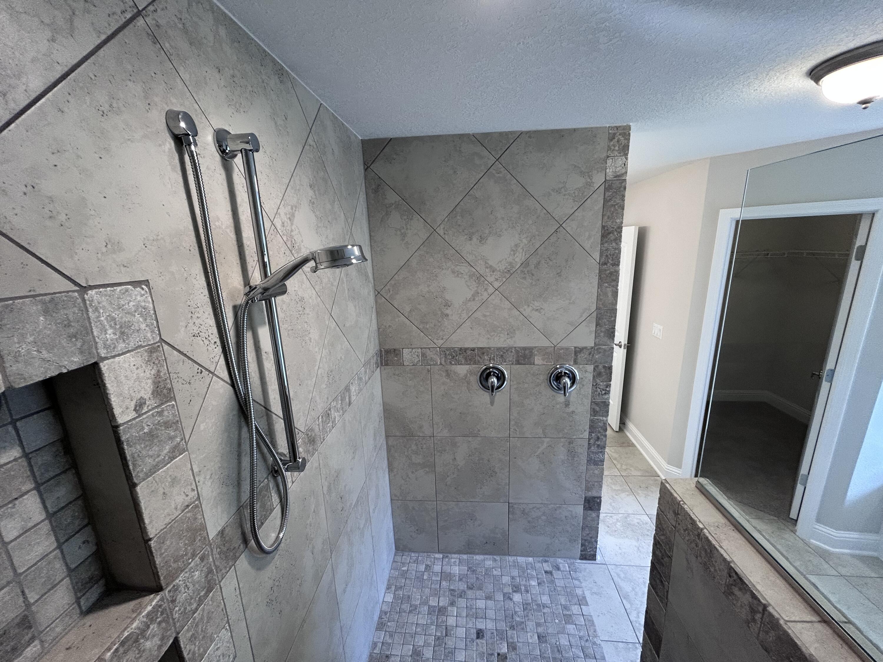 CREETS LANDING - Residential