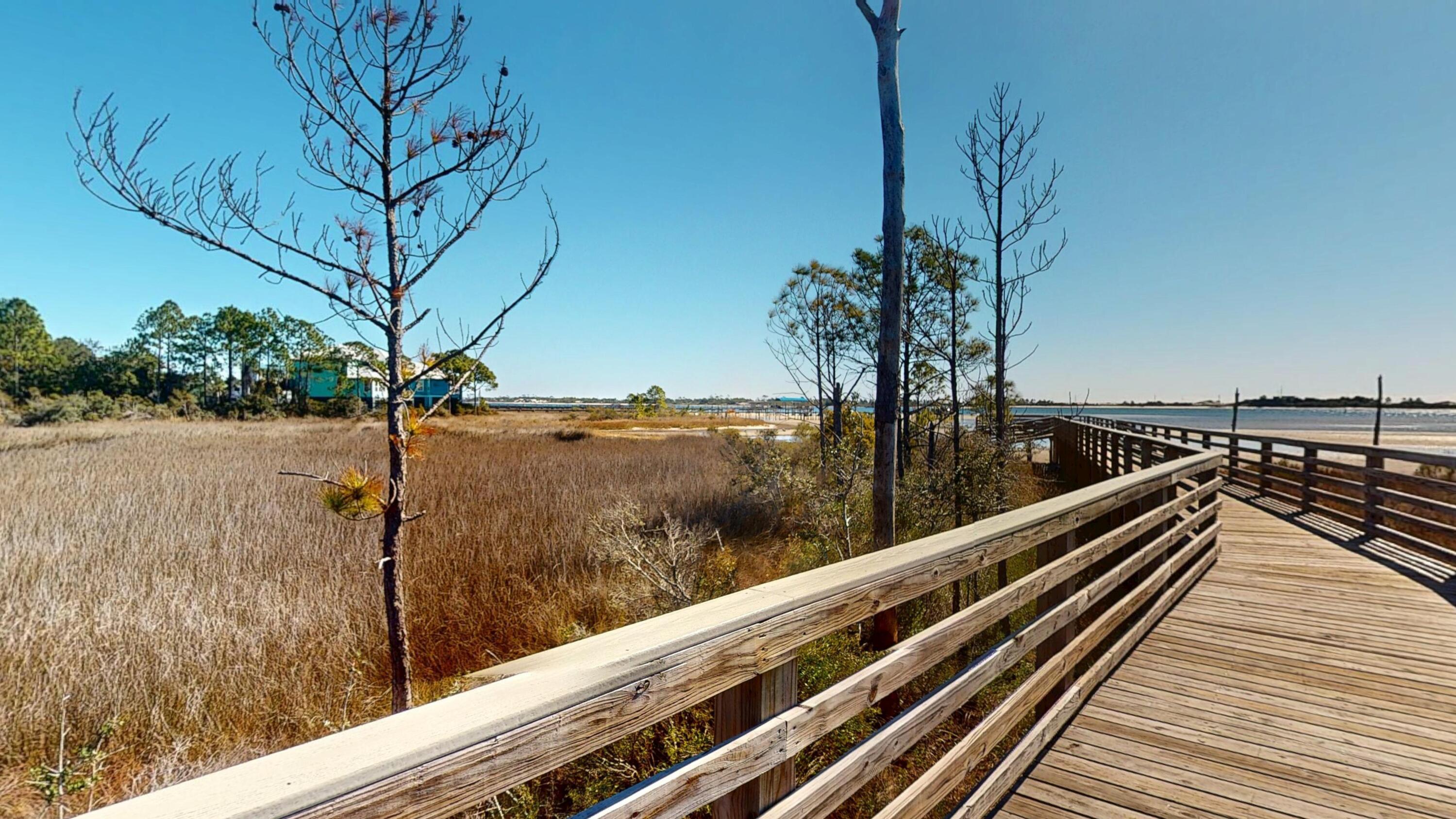 MARSH HARBOR - Residential