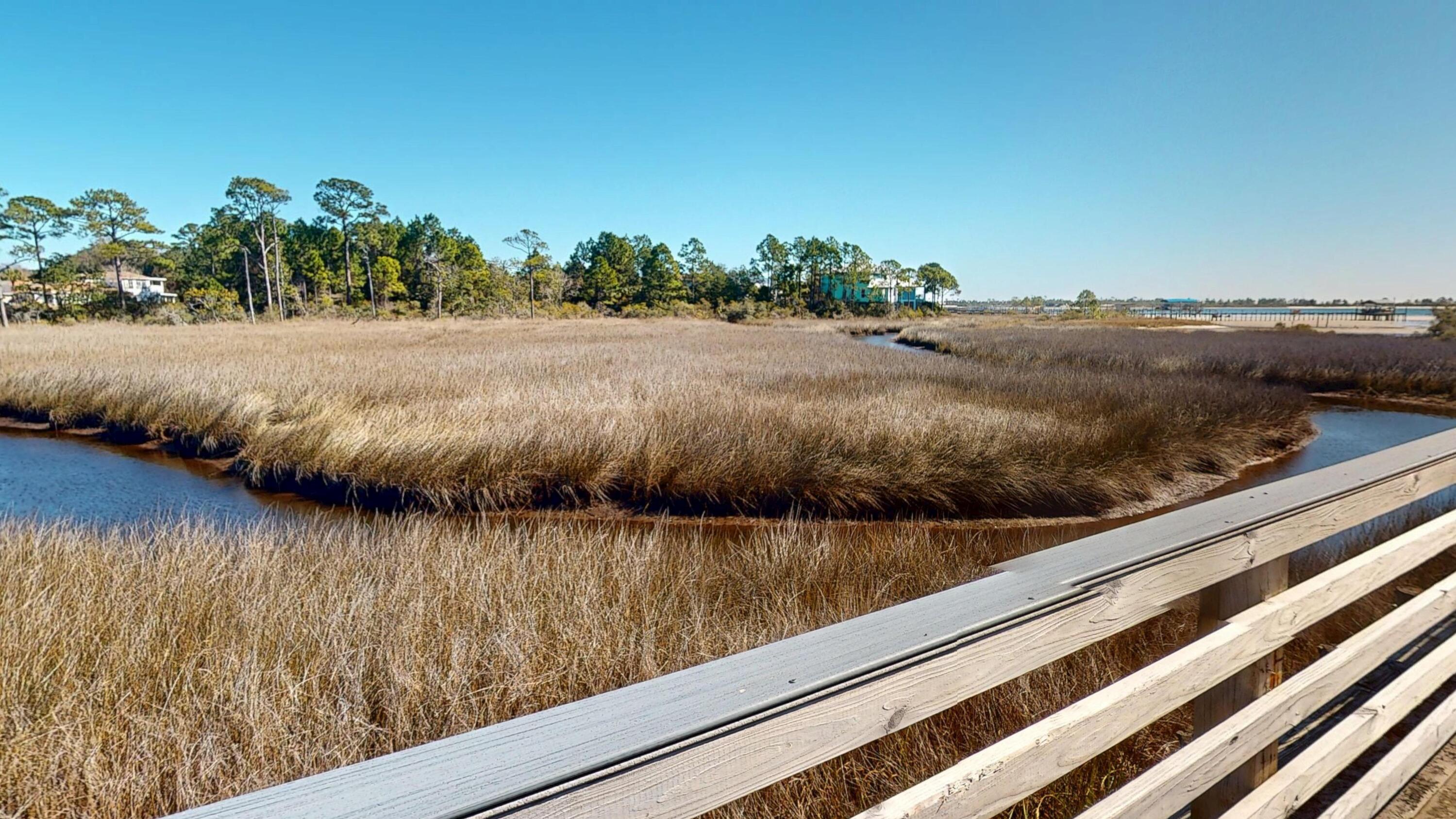 MARSH HARBOR - Residential