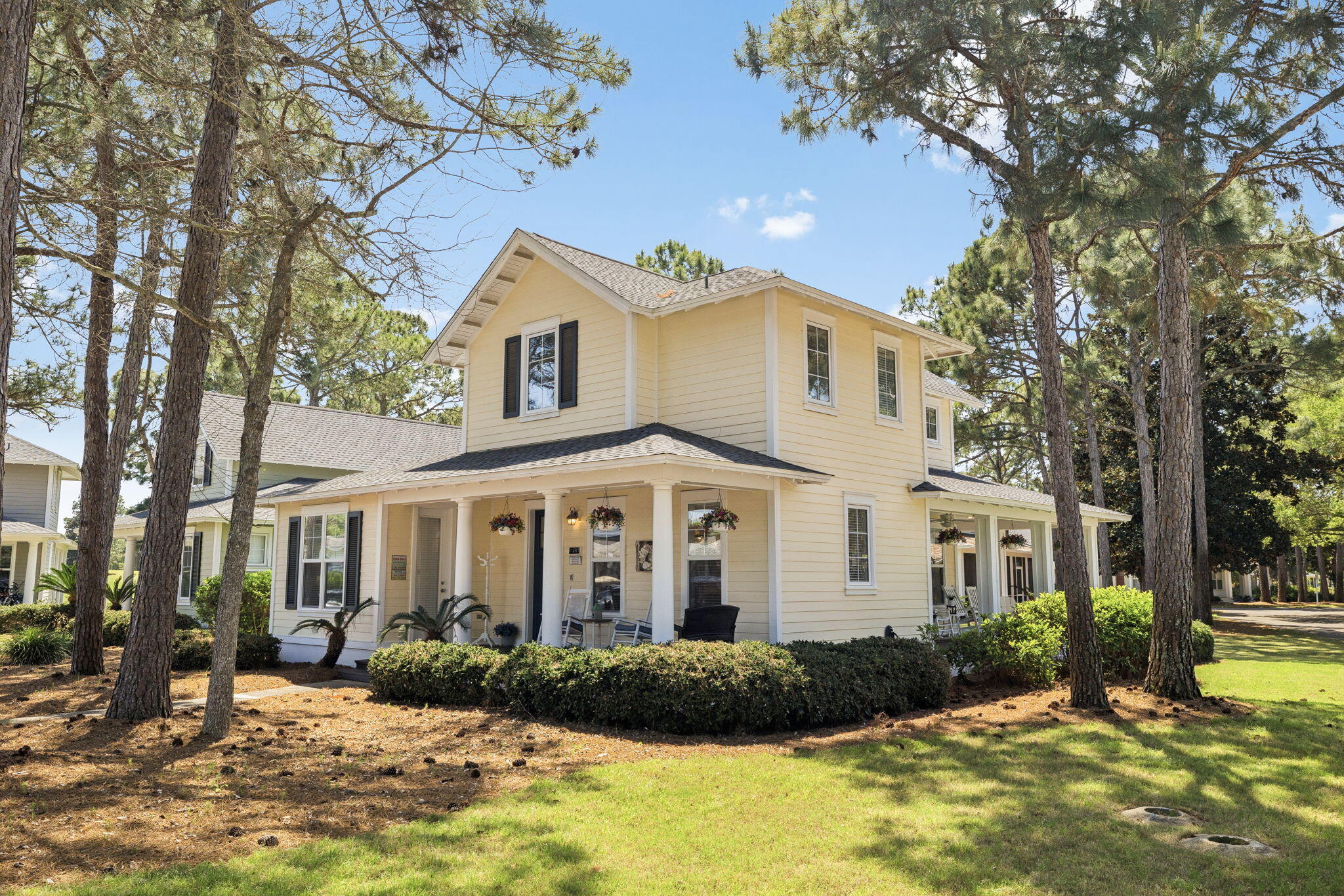 LAUREL GROVE - Residential