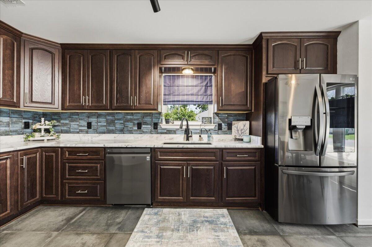 SOUTHERN PINES - Residential