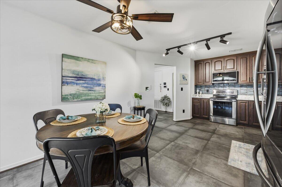 SOUTHERN PINES - Residential