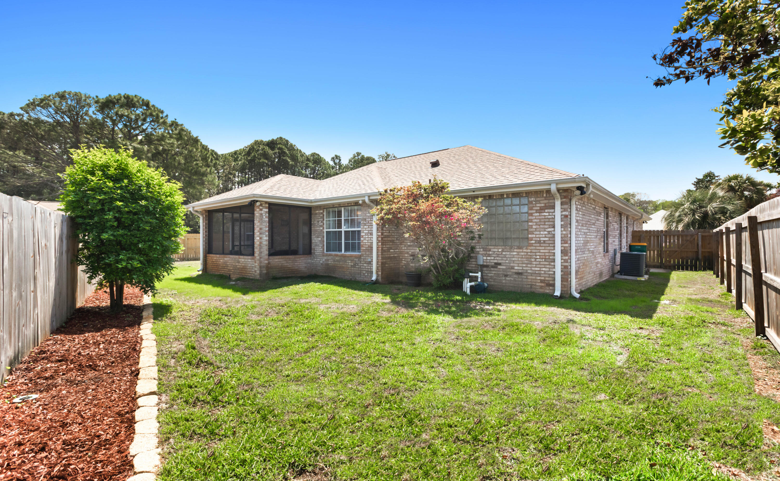 INDIAN WOODS - Residential