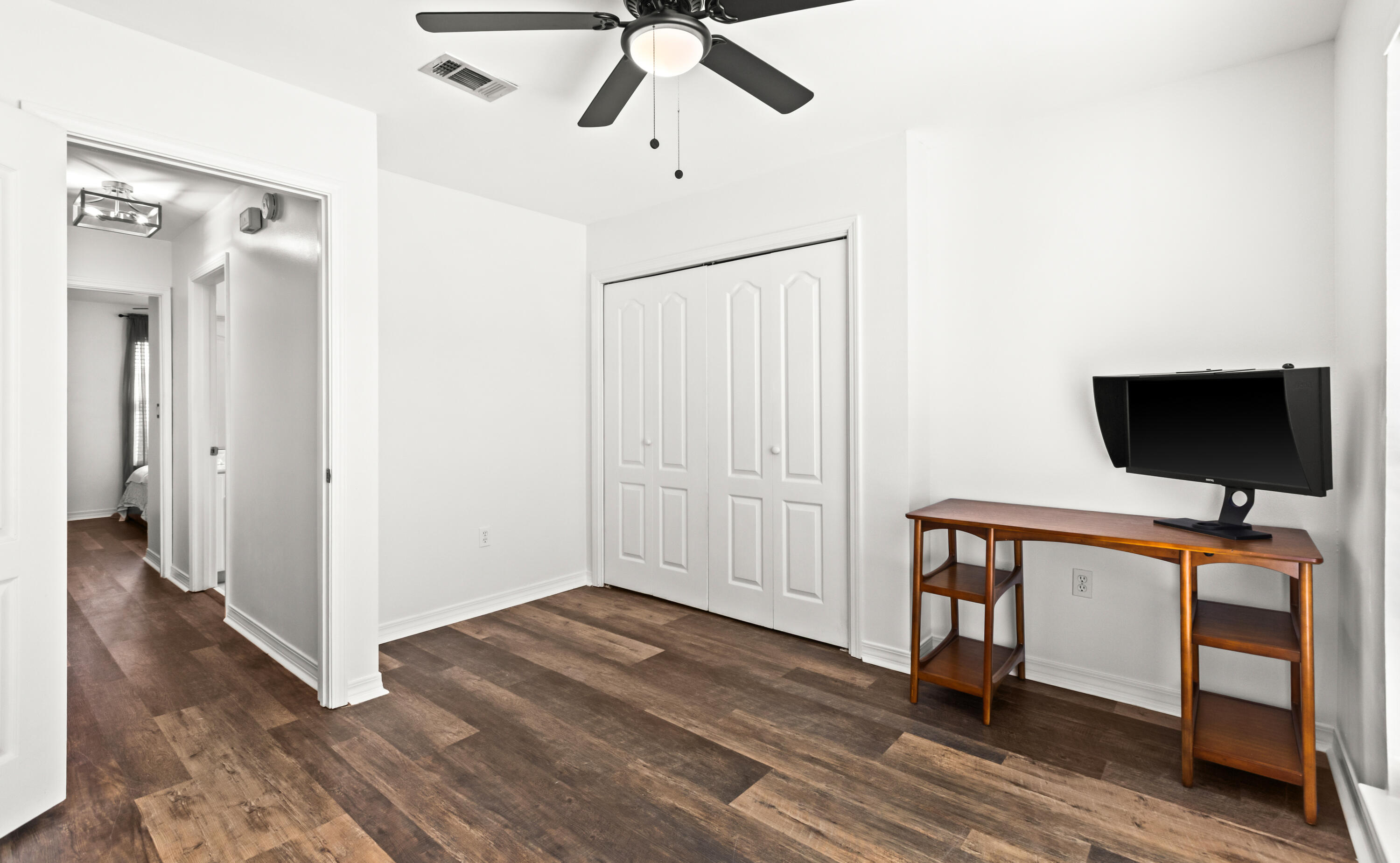 INDIAN WOODS - Residential