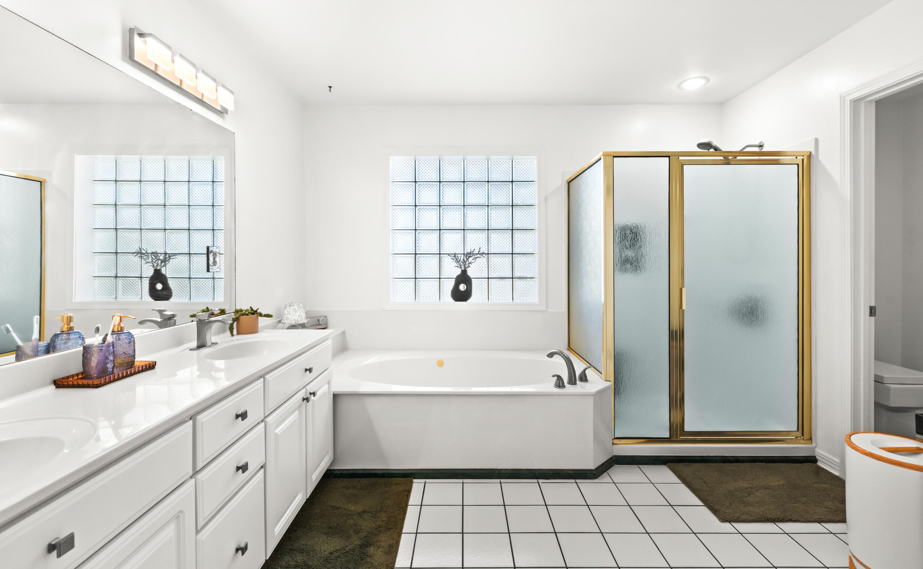 INDIAN WOODS - Residential