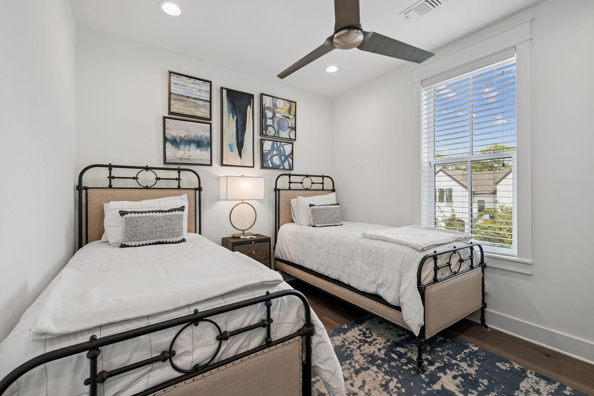 RIDGEWALK - Residential