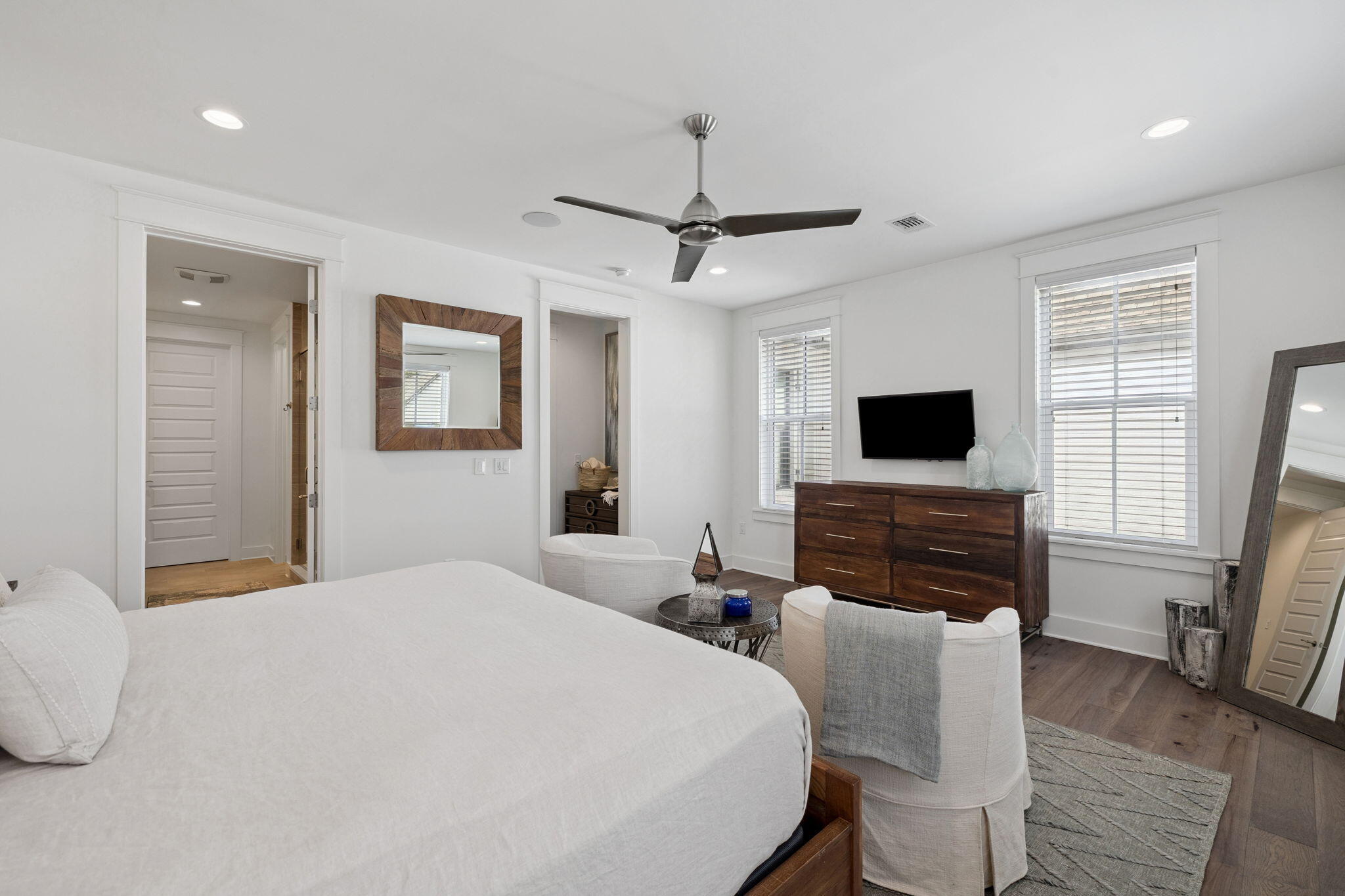 RIDGEWALK - Residential