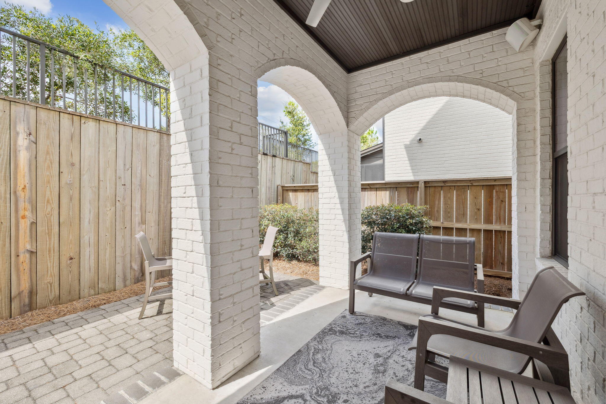 RIDGEWALK - Residential