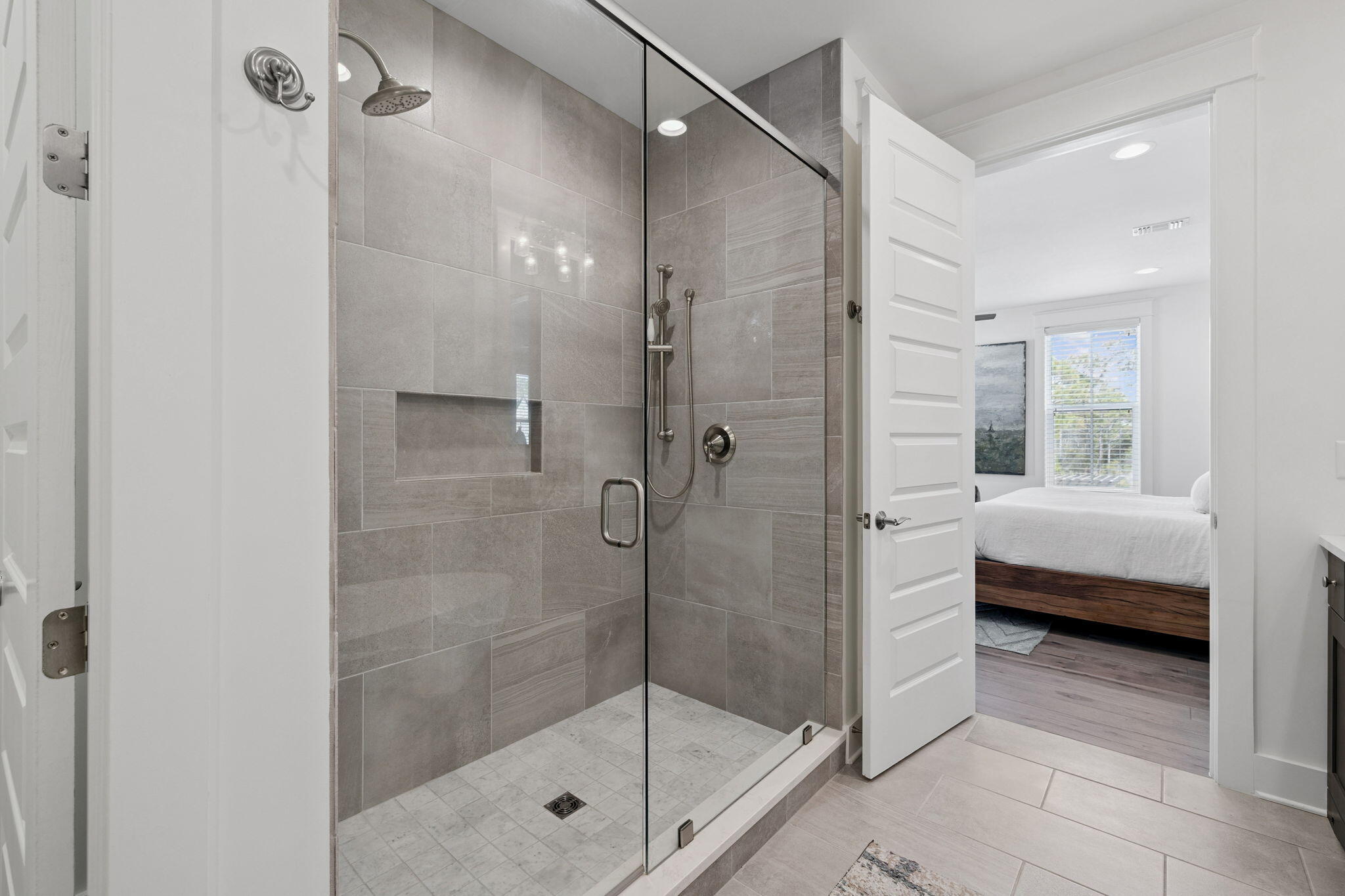 RIDGEWALK - Residential