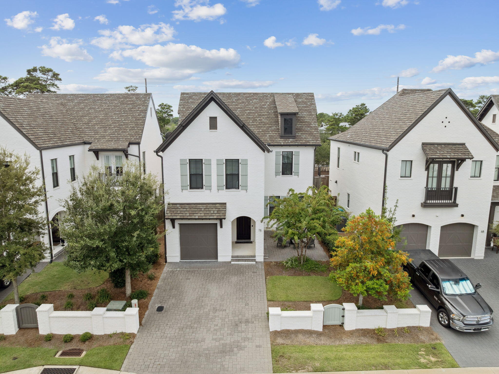 RIDGEWALK - Residential