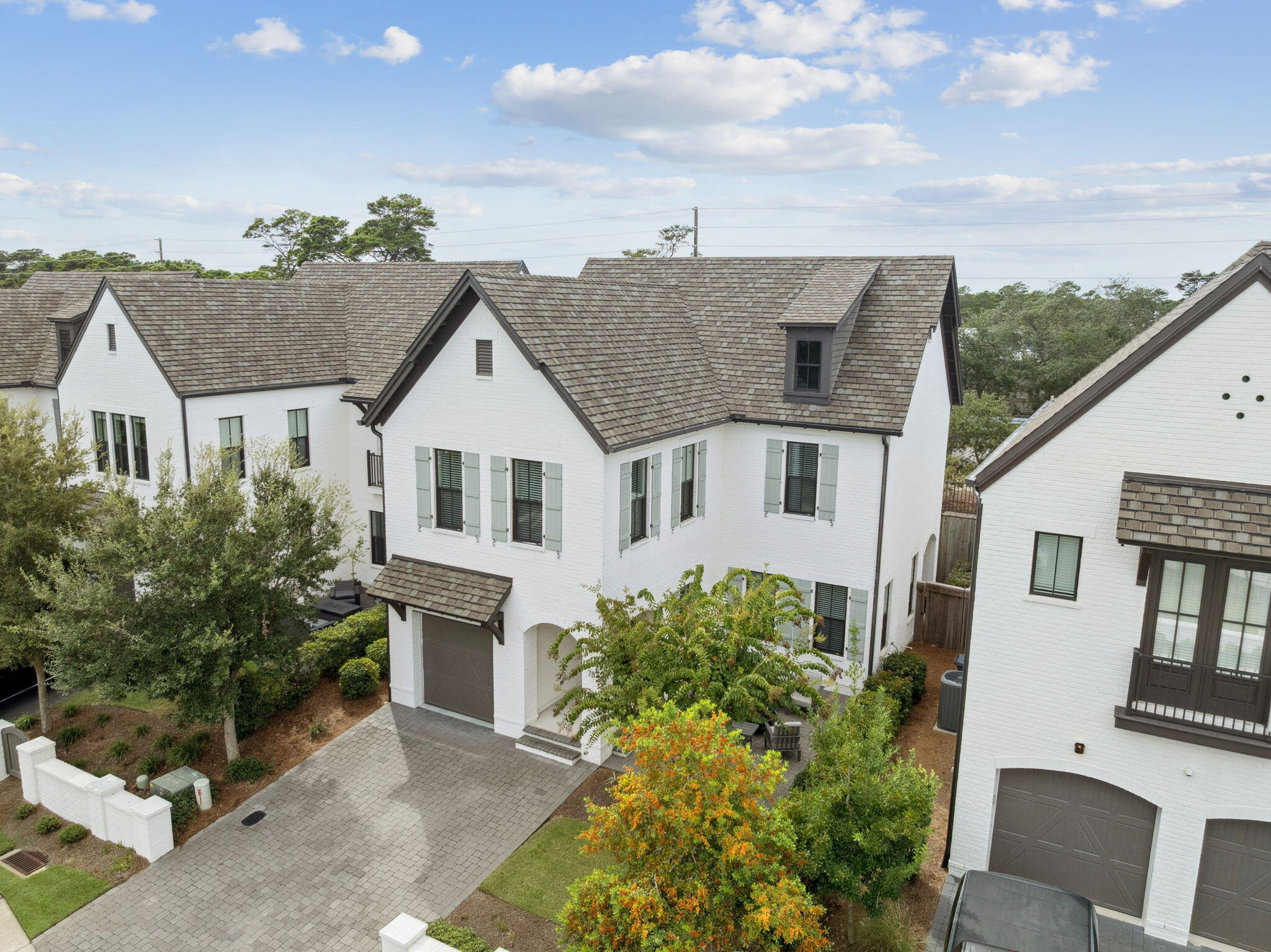 RIDGEWALK - Residential