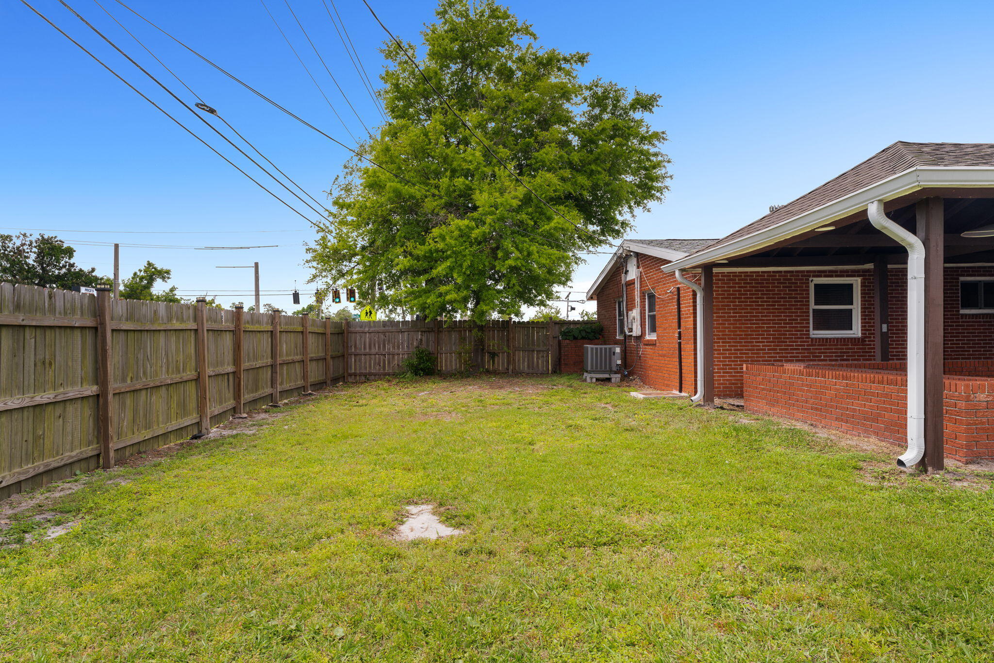 HENTZ 1ST ADDN UNIT B REPLAT - Residential