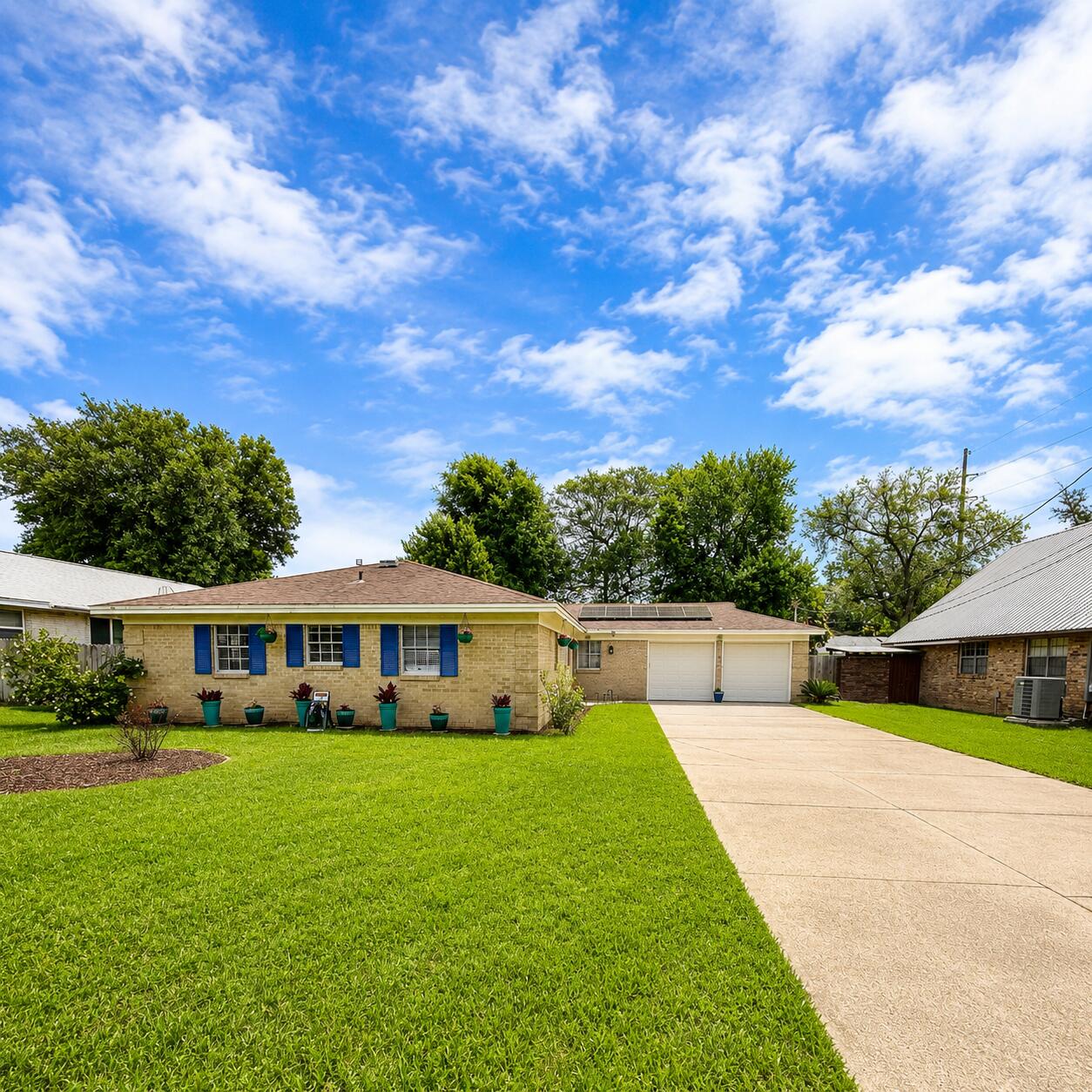 COLONIAL HEIGHTS - Residential