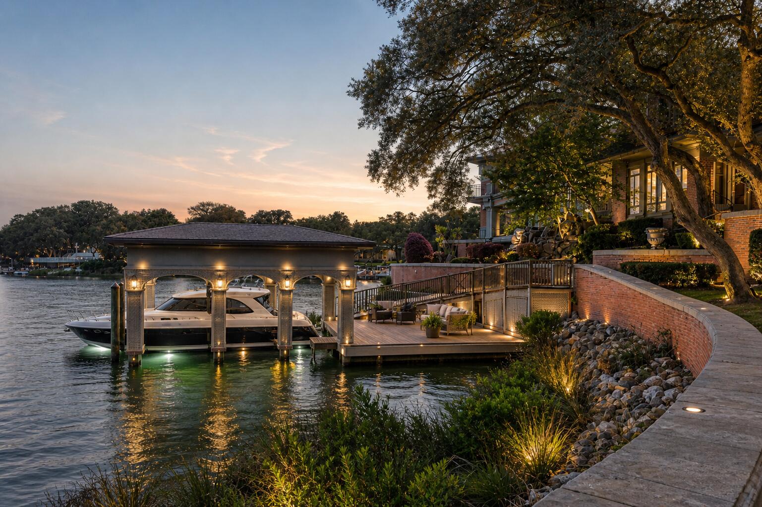 CARLAN SHORES - Residential