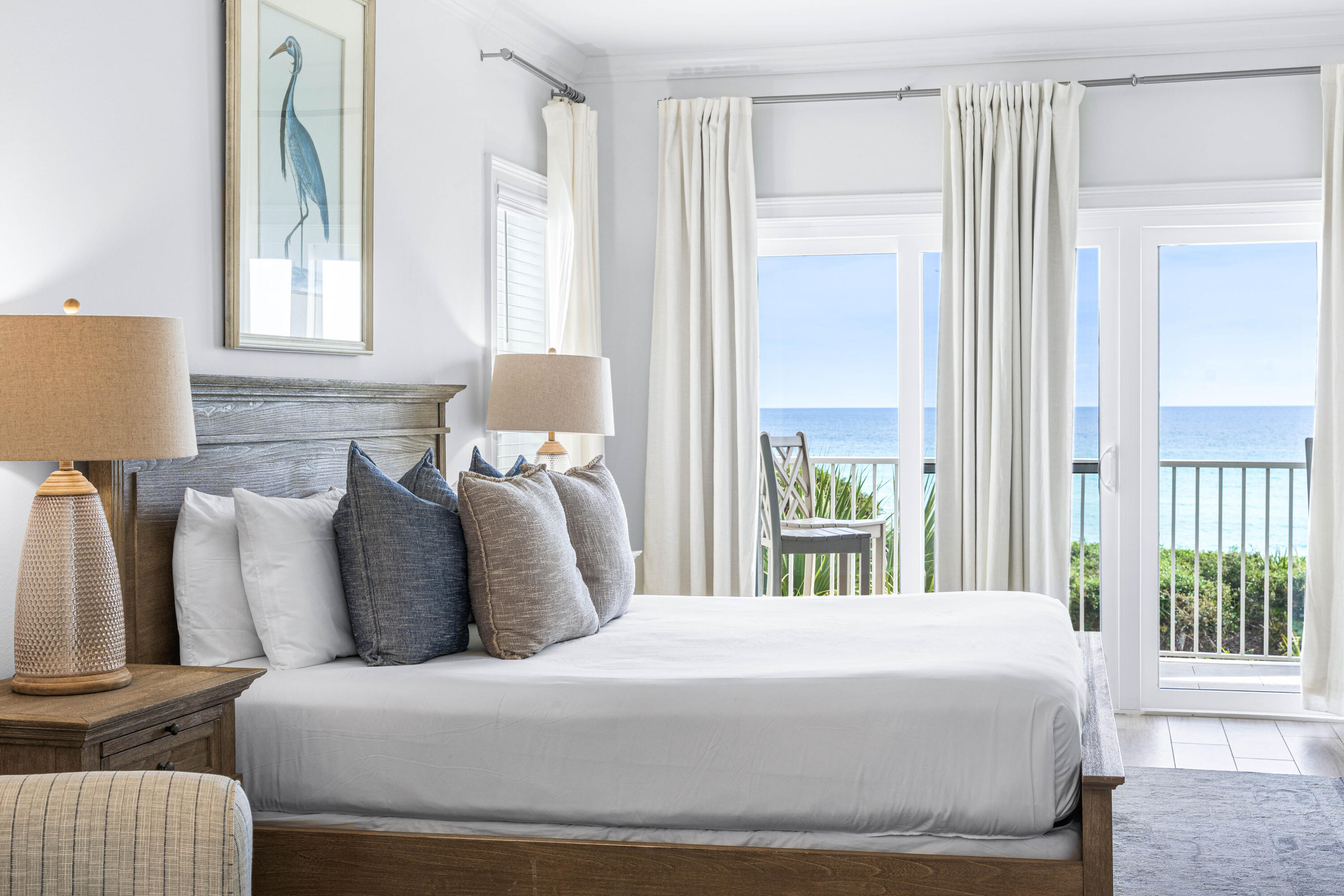 EMERALD SURF VILLAS - Residential