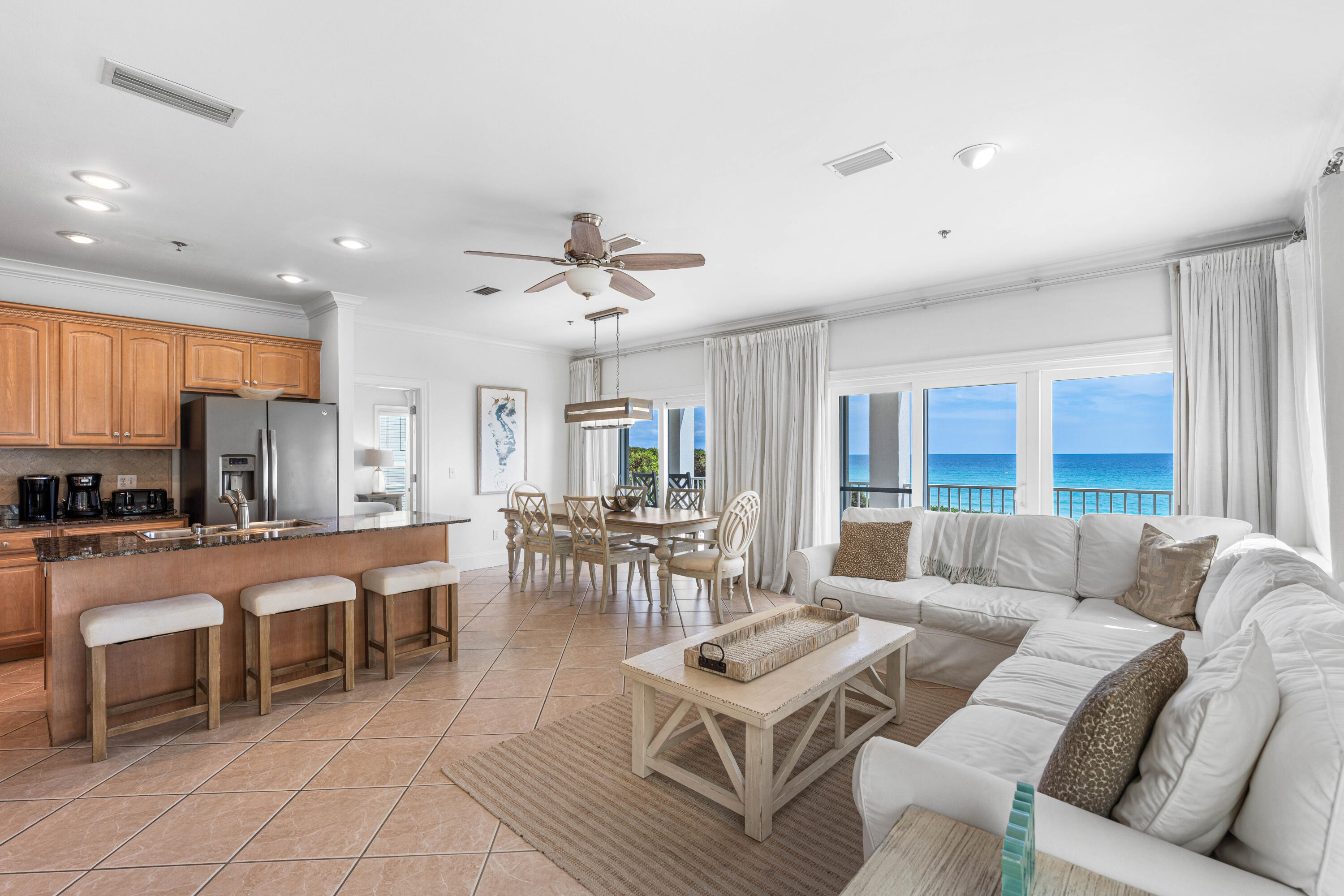 EMERALD SURF VILLAS - Residential