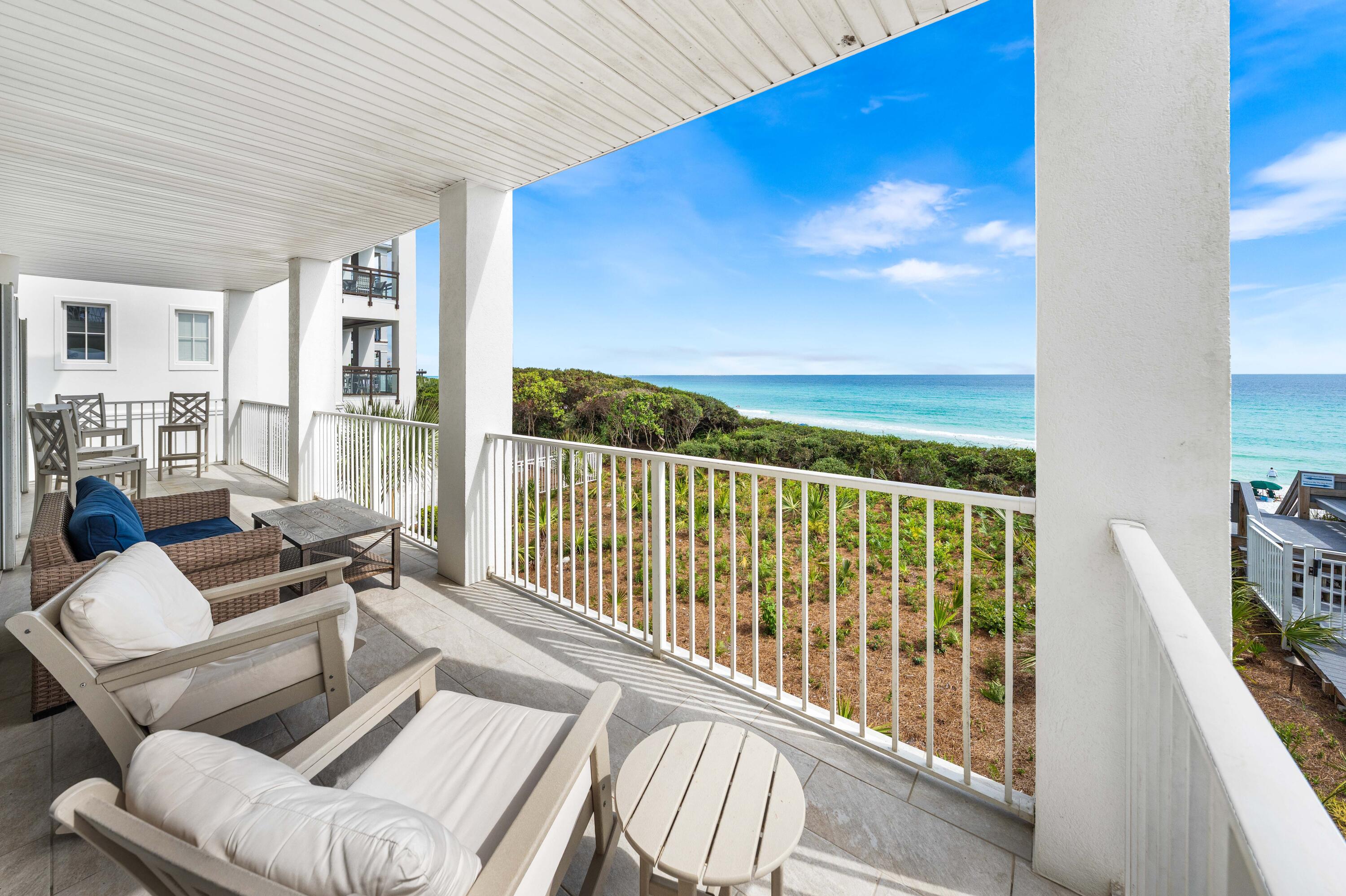 EMERALD SURF VILLAS - Residential