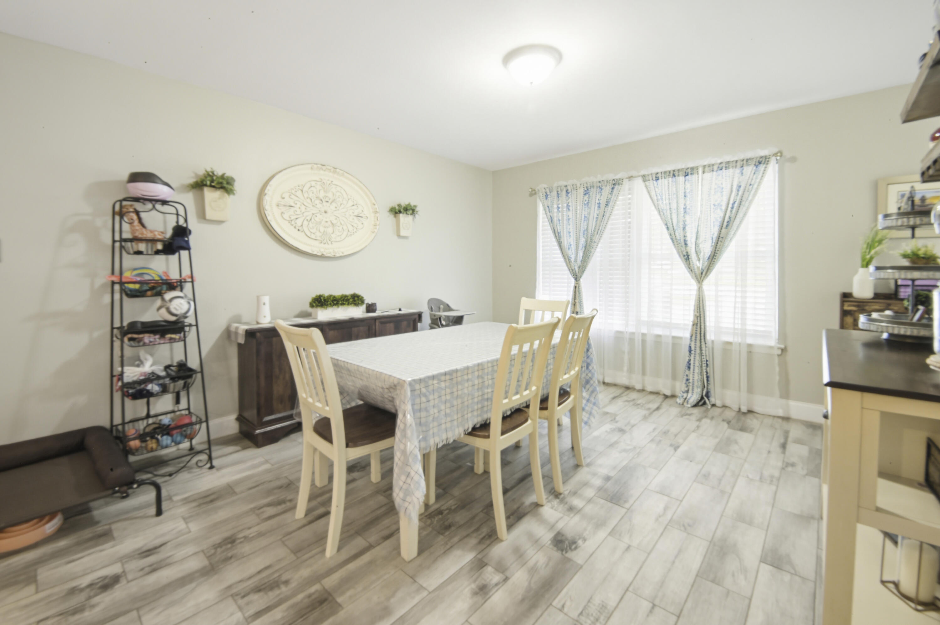 COLONY ESTATES - Residential