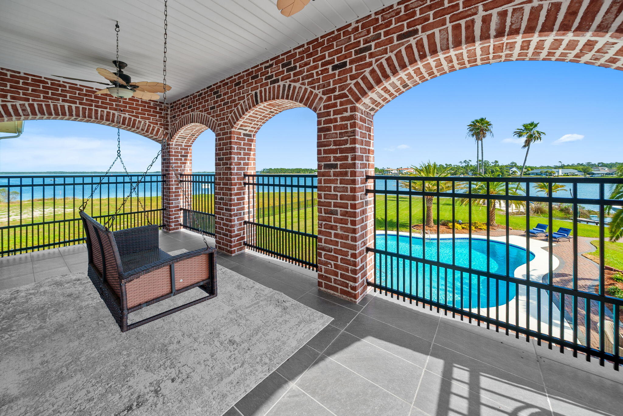 BAYWOOD SHORE ESTATES - Residential