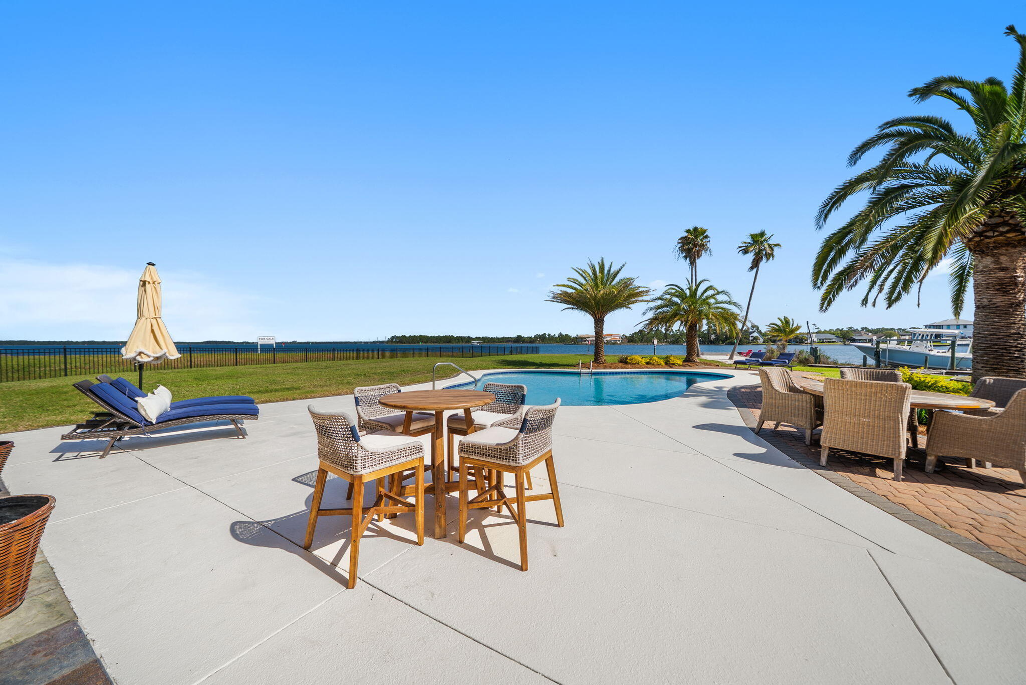 BAYWOOD SHORE ESTATES - Residential