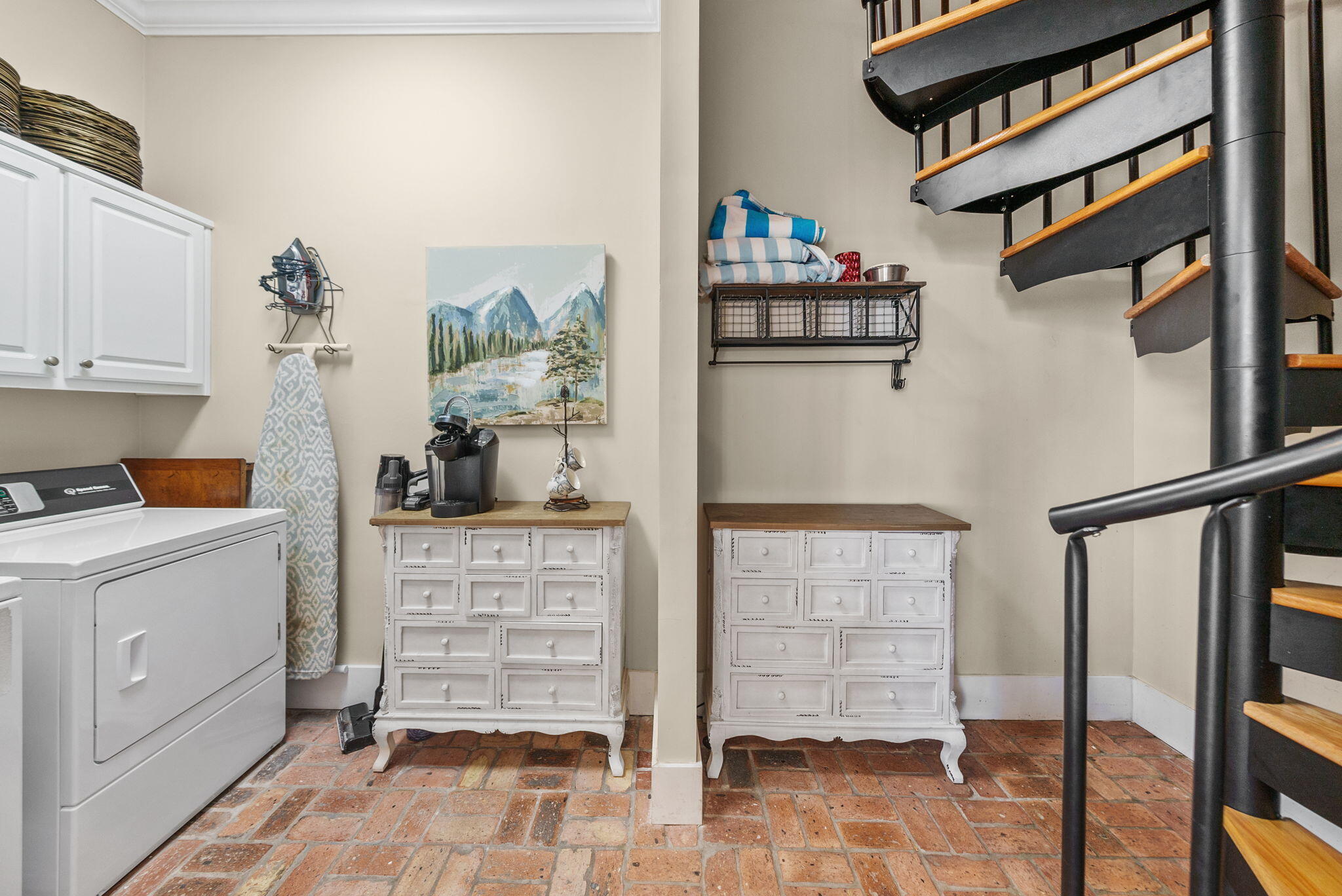 BAYWOOD SHORE ESTATES - Residential