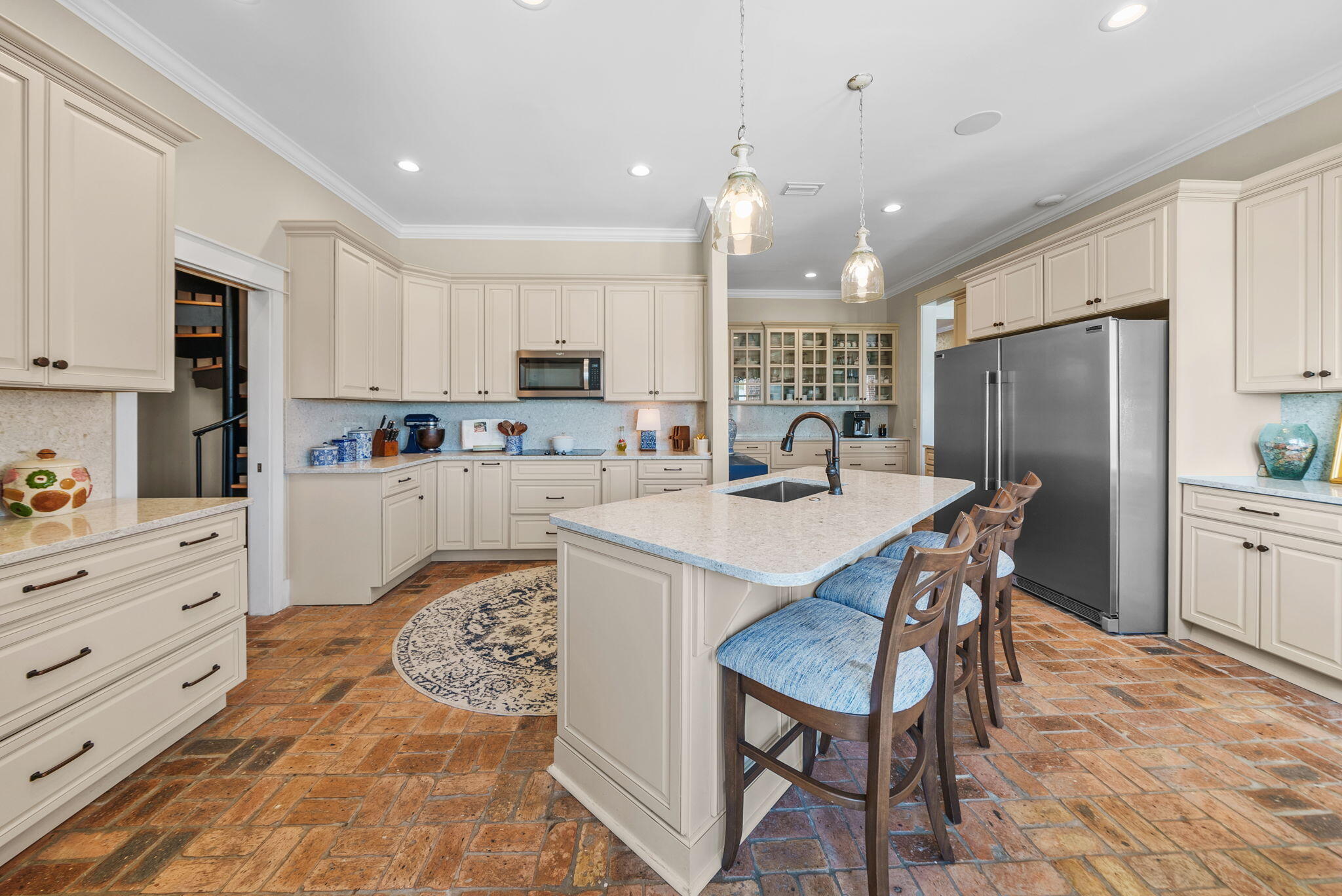 BAYWOOD SHORE ESTATES - Residential