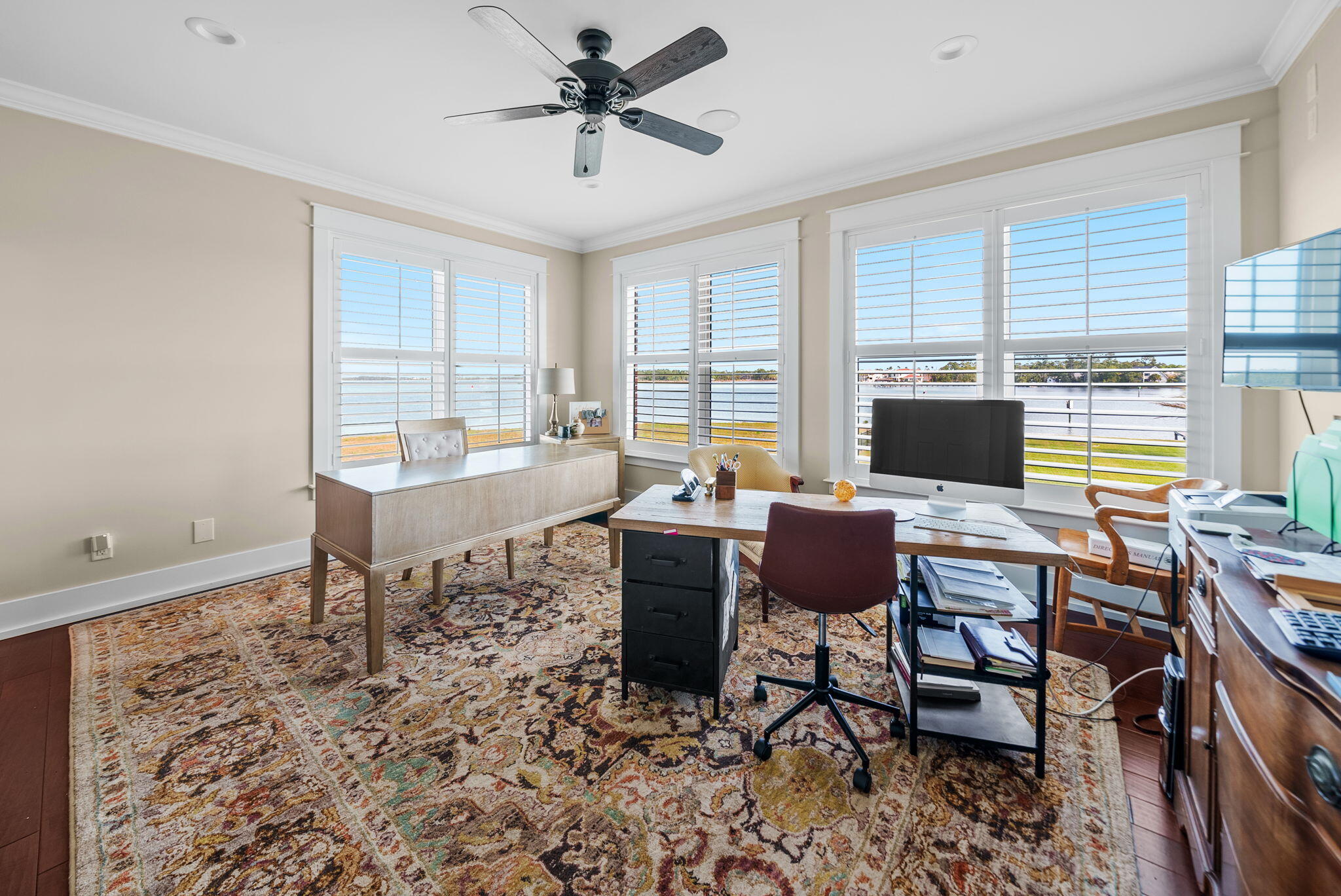 BAYWOOD SHORE ESTATES - Residential