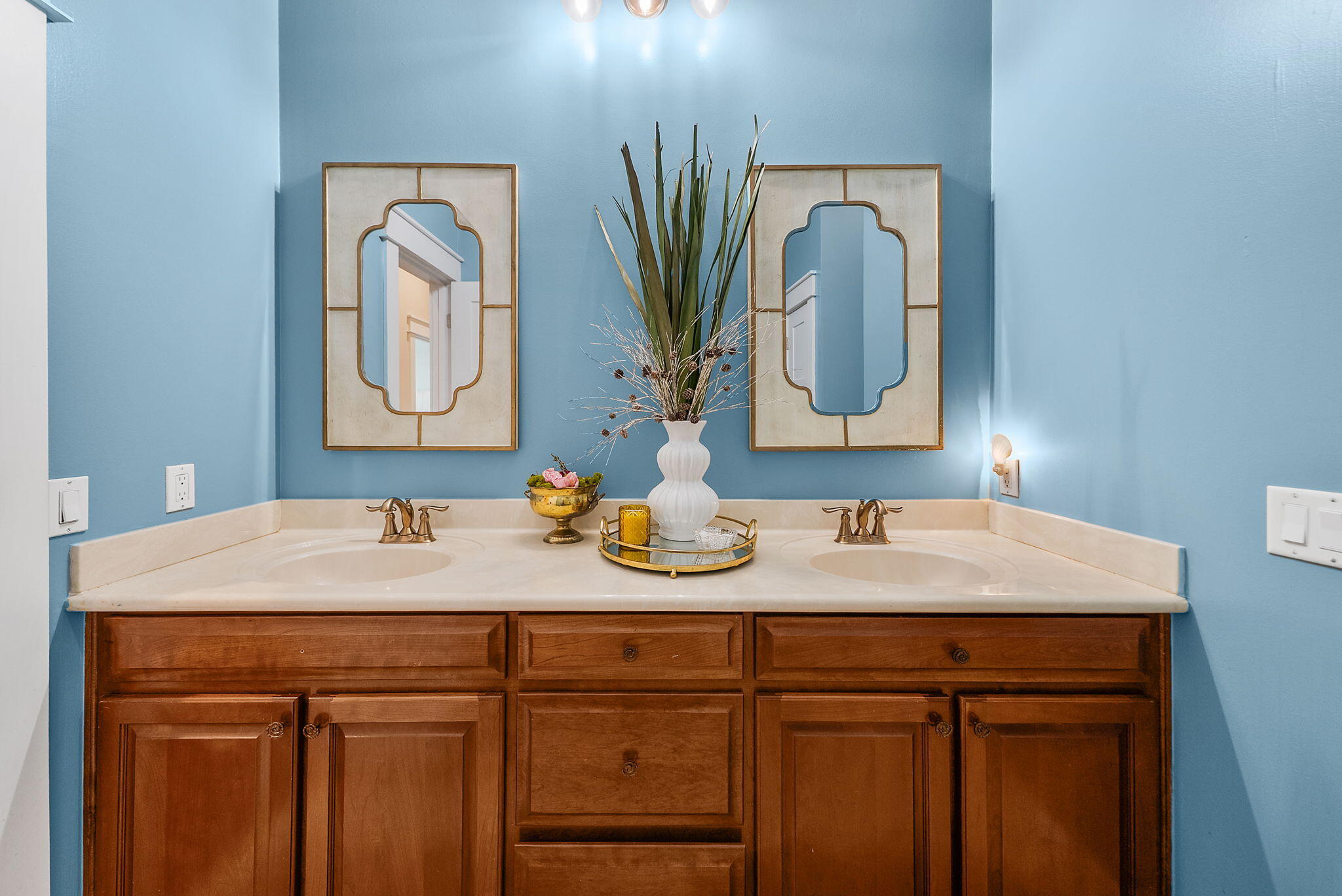 BAYWOOD SHORE ESTATES - Residential