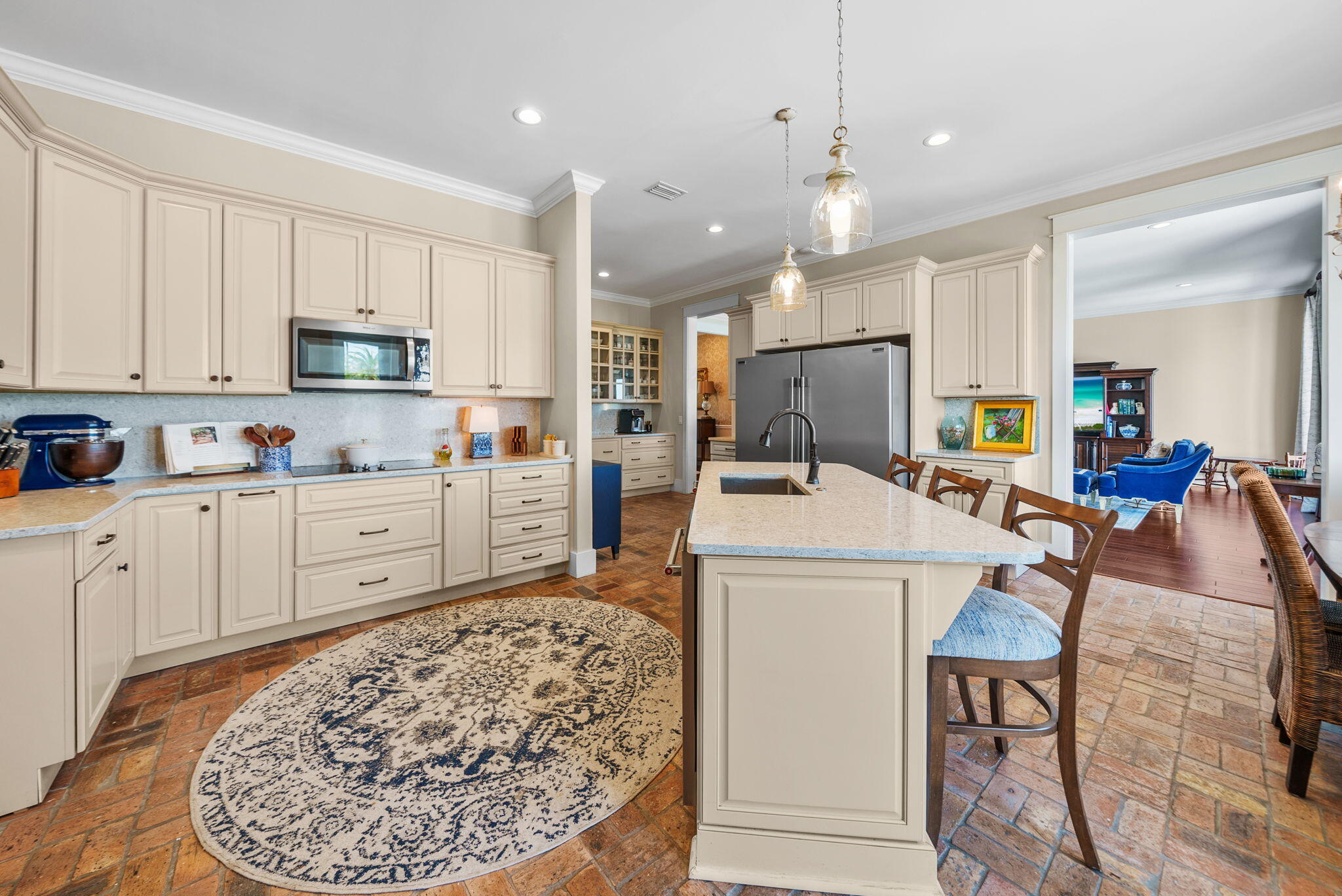 BAYWOOD SHORE ESTATES - Residential