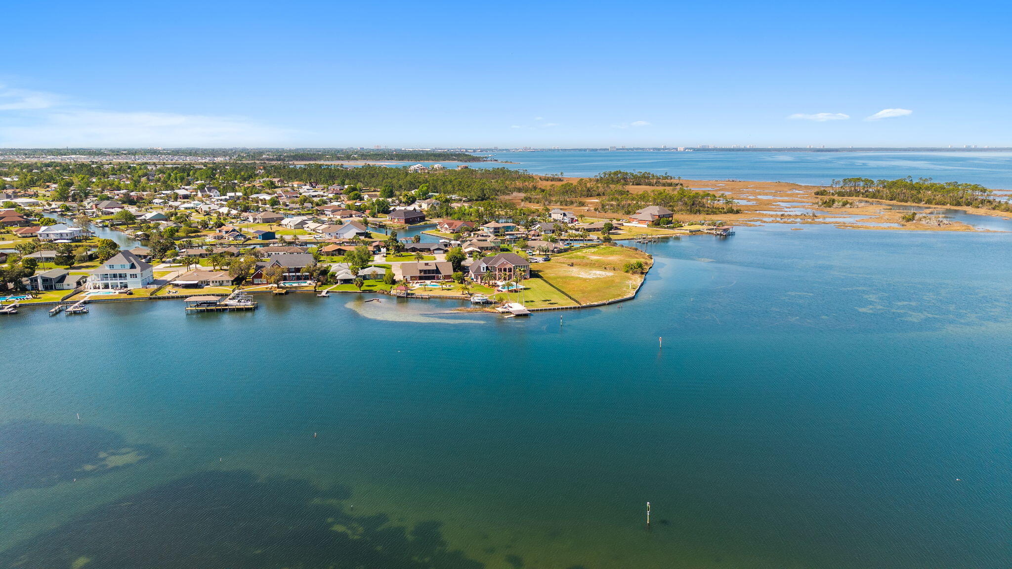 BAYWOOD SHORE ESTATES - Residential