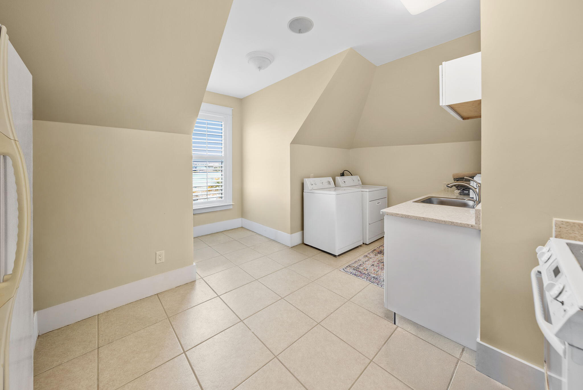 BAYWOOD SHORE ESTATES - Residential