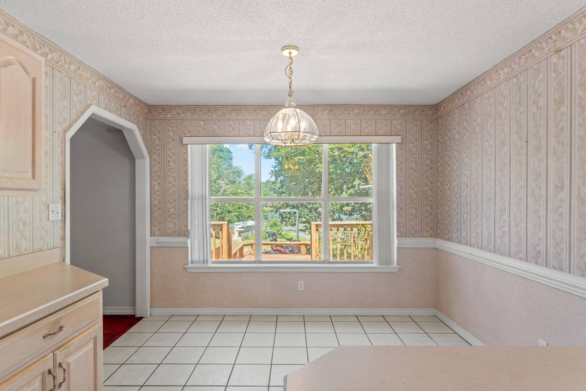 LAKE HOLLEY ESTATES - Residential