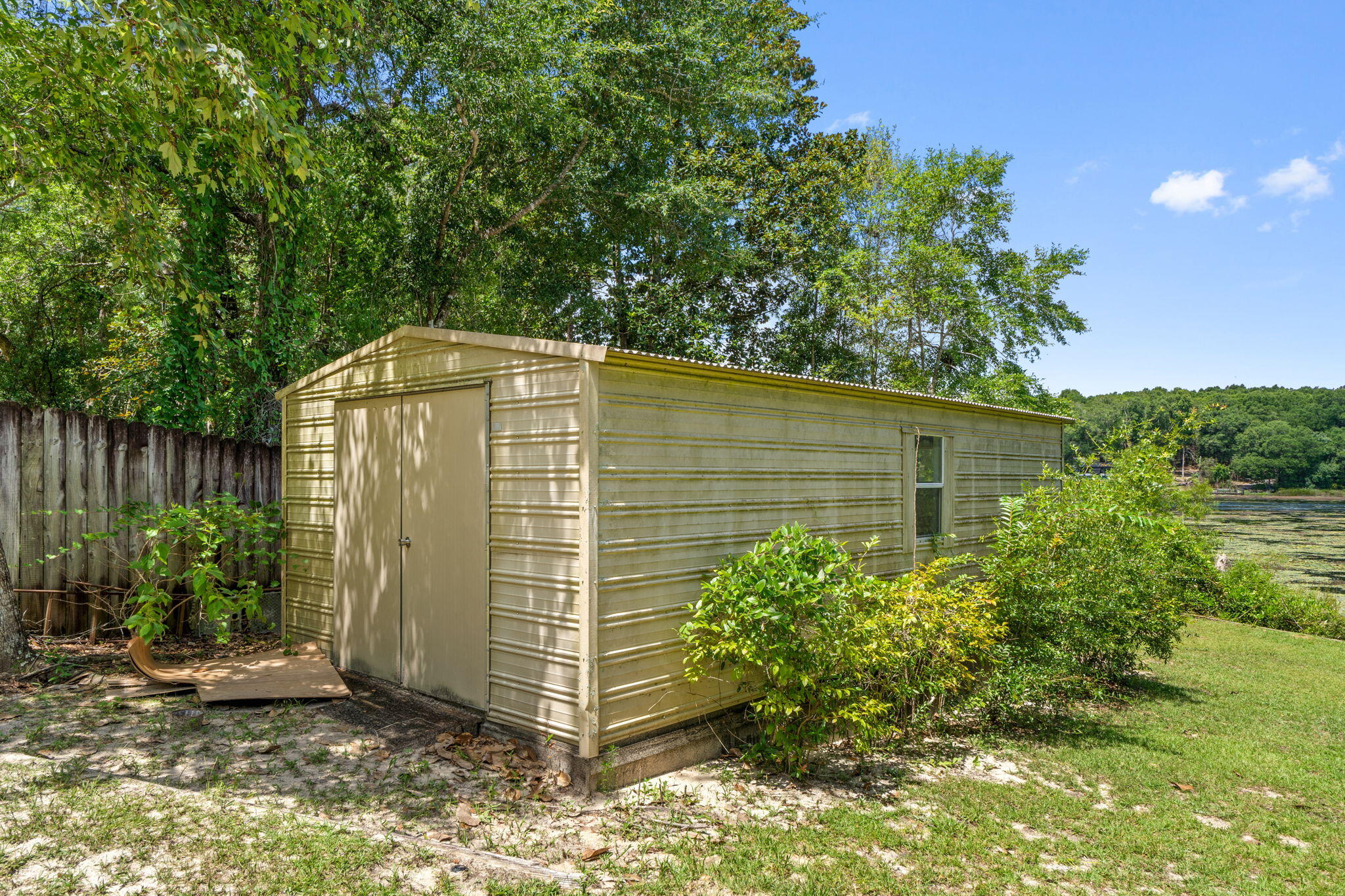 LAKE HOLLEY ESTATES - Residential