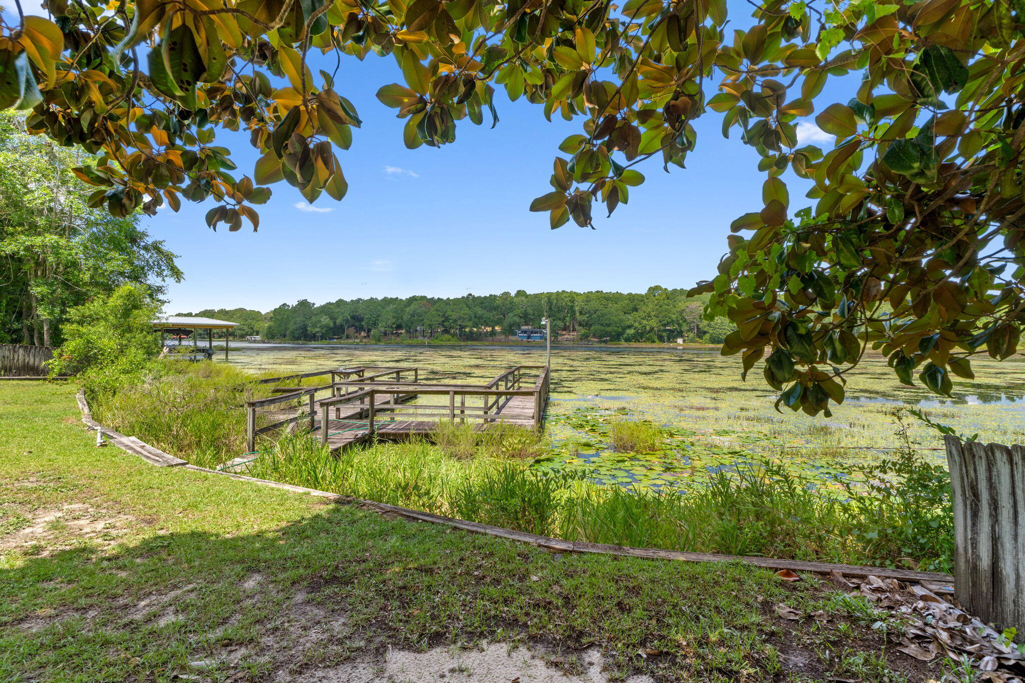 LAKE HOLLEY ESTATES - Residential