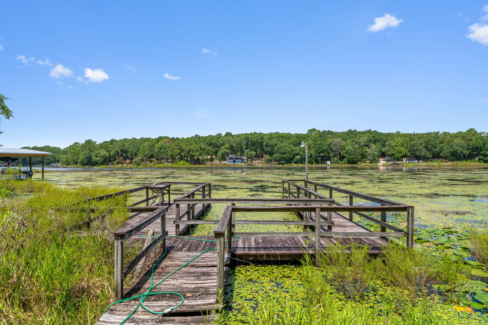 LAKE HOLLEY ESTATES - Residential