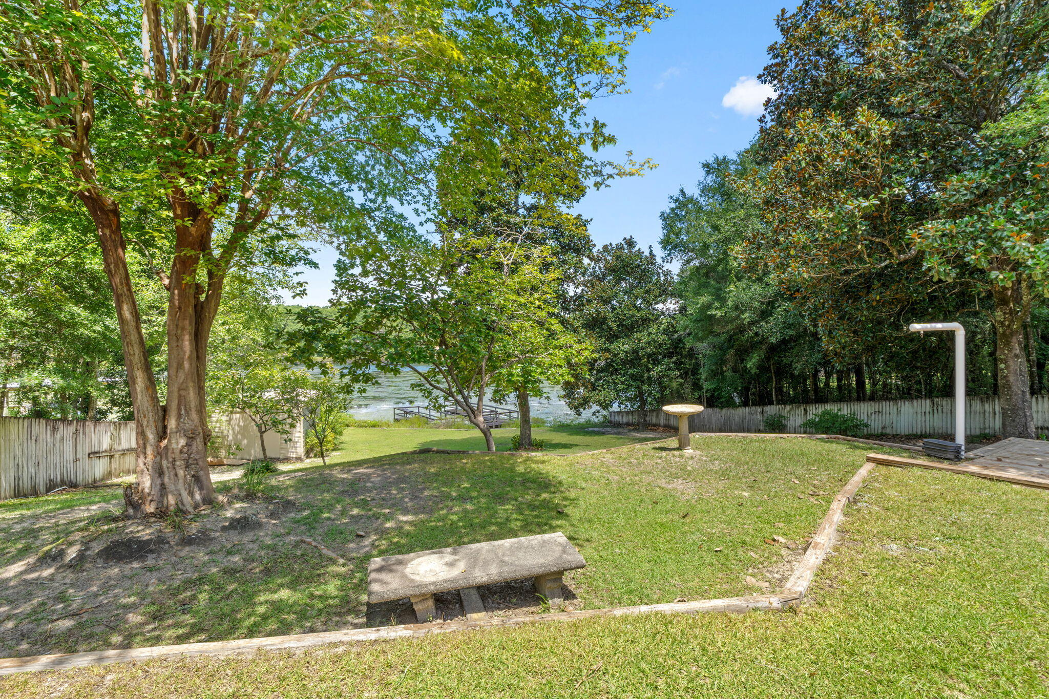 LAKE HOLLEY ESTATES - Residential