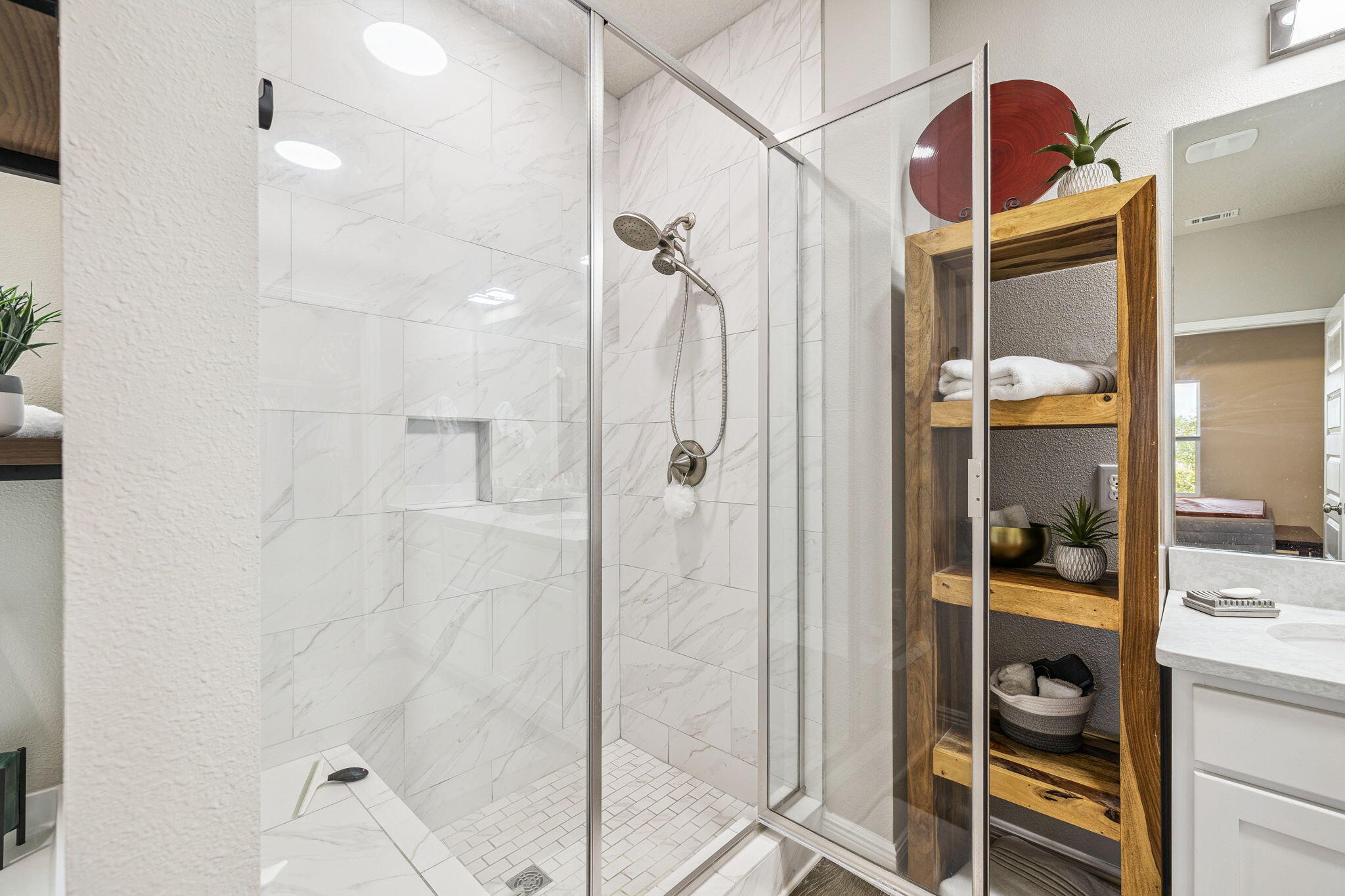 Ocean Estates - Residential