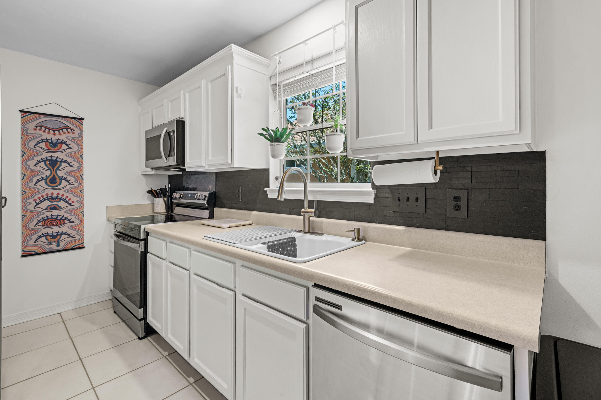 LEGION PARK LANDING - Residential Lease