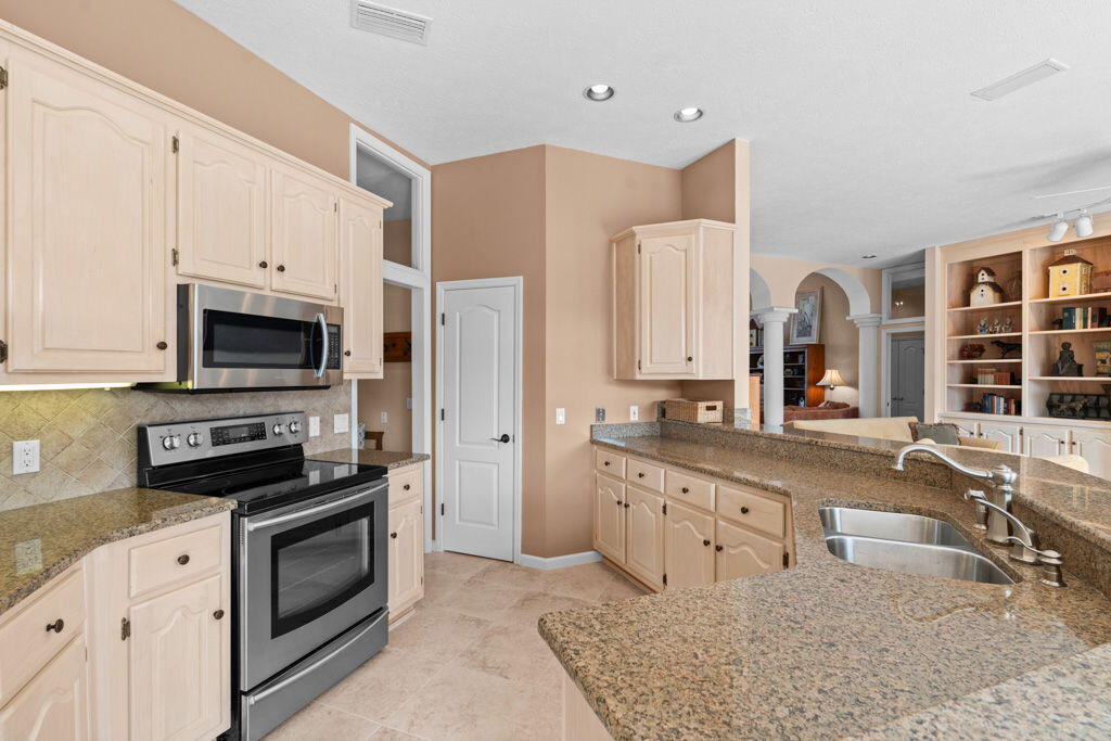 PALM BAY UNIT 3 - Residential