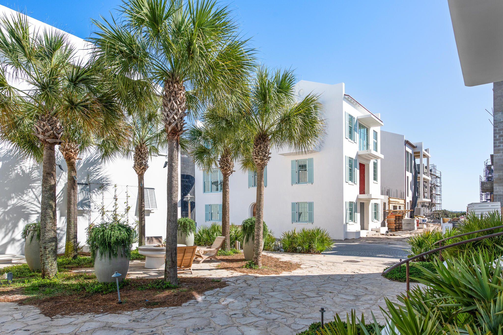 208 Sea Garden Street