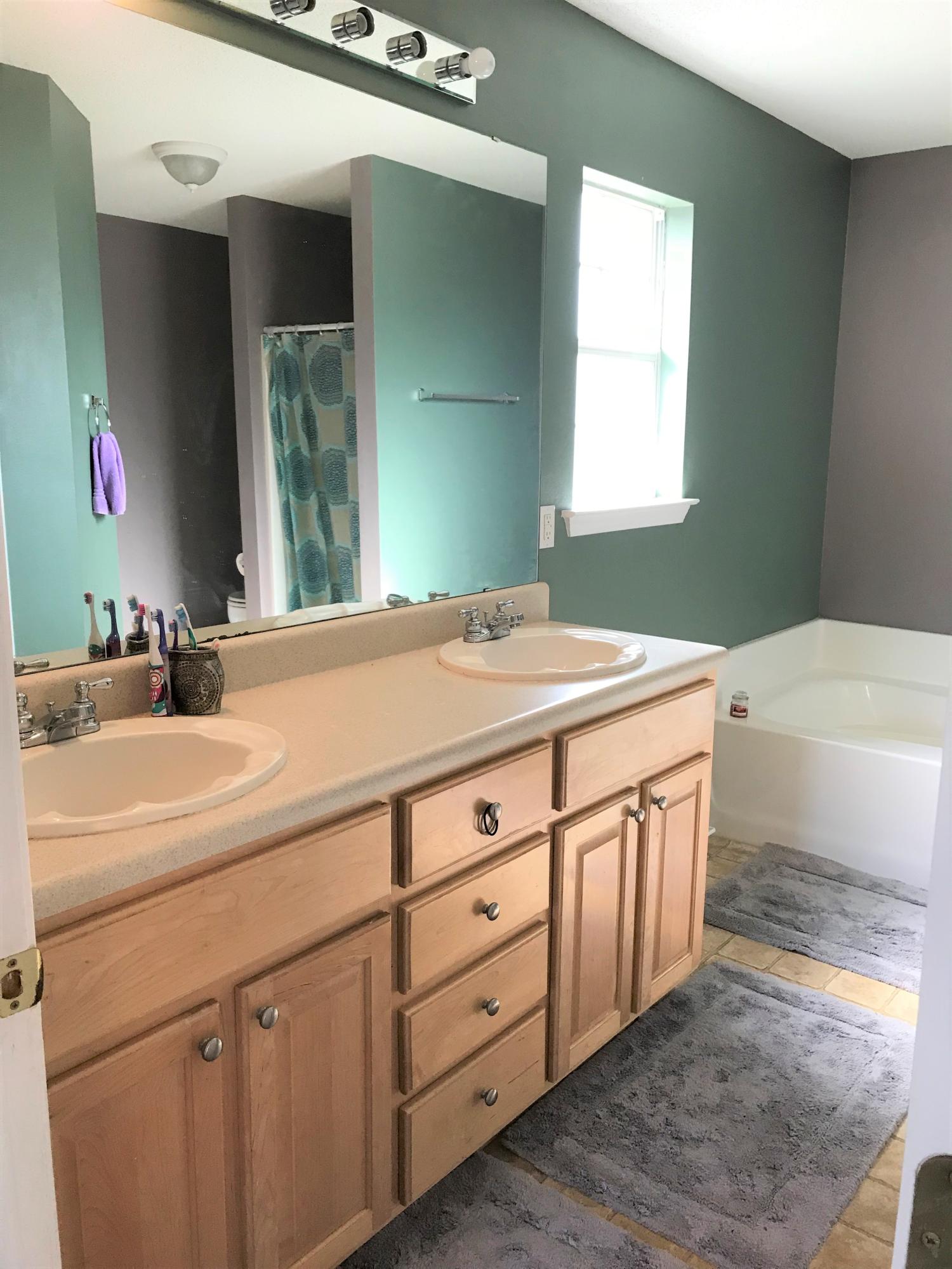 NAVARRE S/D 2ND ADDN - Residential