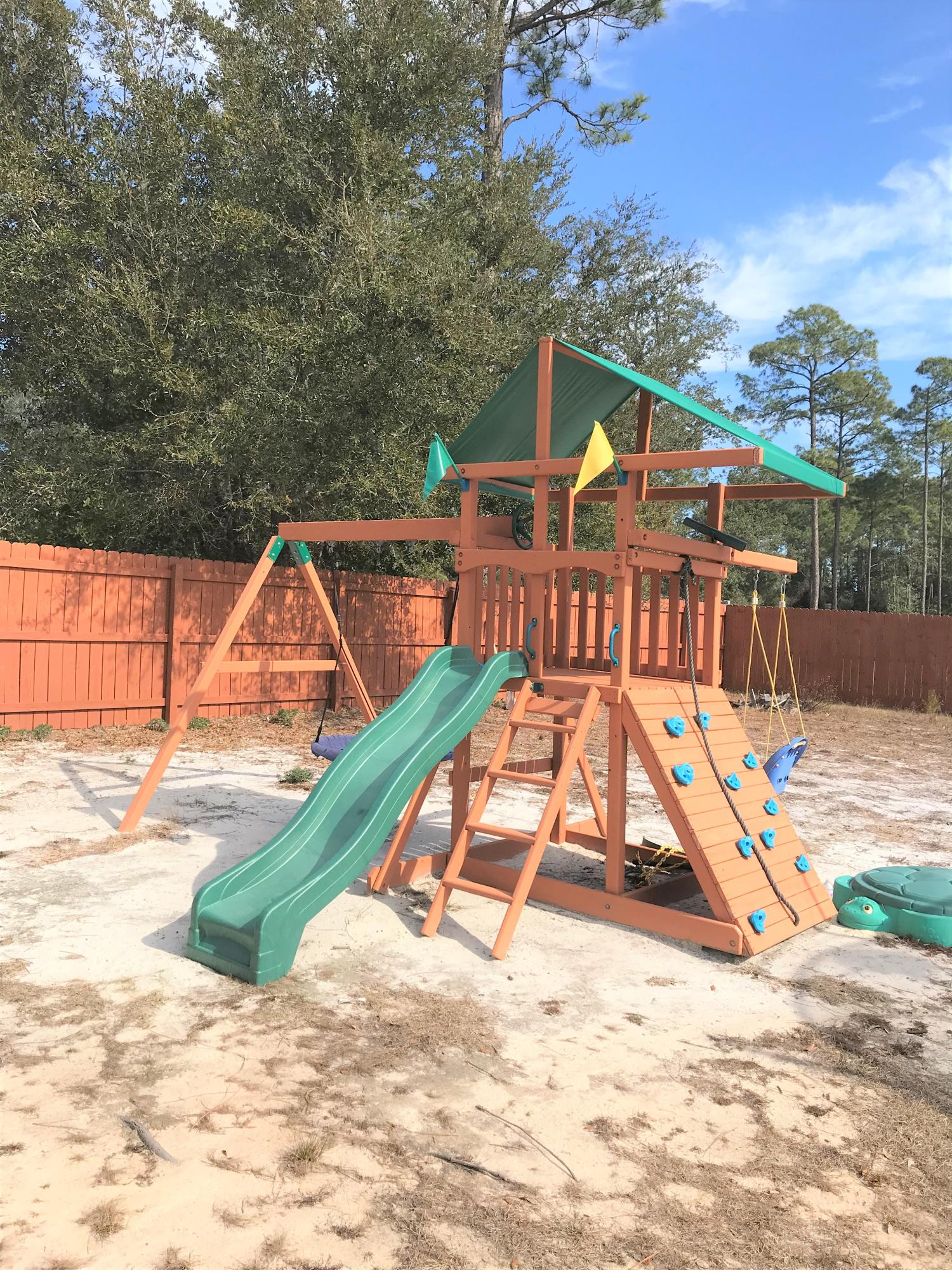 NAVARRE S/D 2ND ADDN - Residential