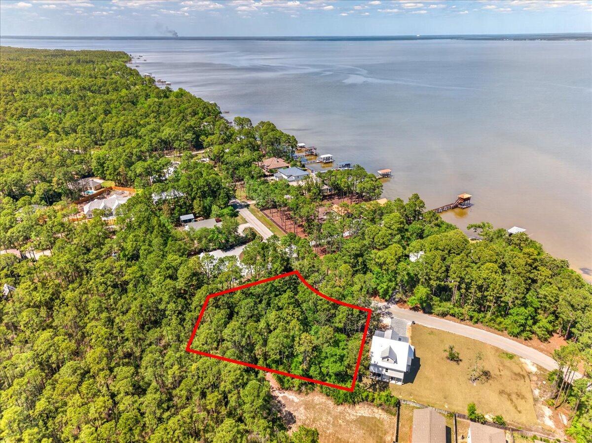 NO RECORDED SUBDIVISION - Land