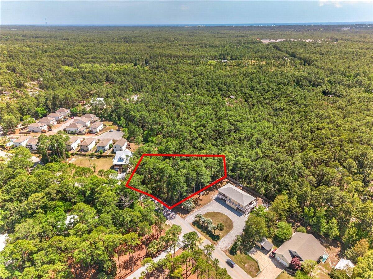 NO RECORDED SUBDIVISION - Land