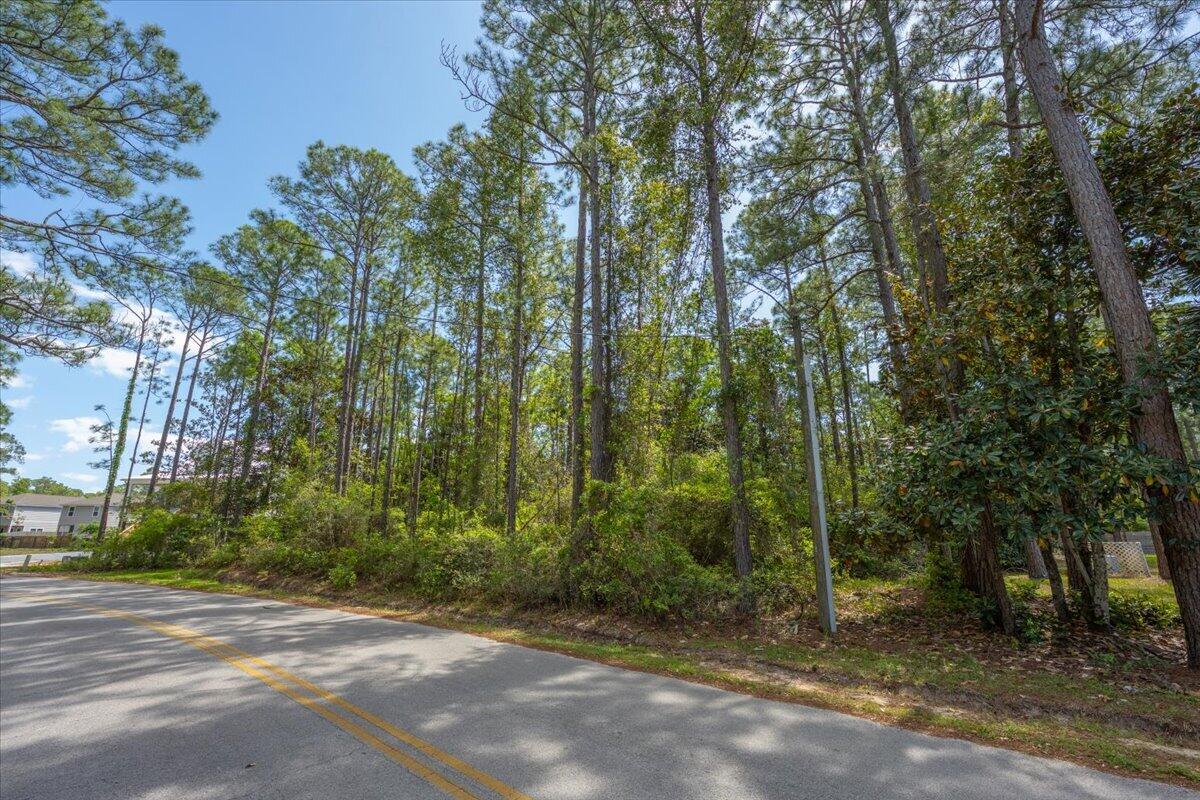 NO RECORDED SUBDIVISION - Land