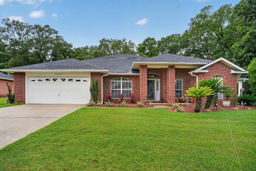 Golf Course Community Ranch Home.
Updates through out this home, centered around entertaining.  Large 4 Season room is heated and air conditioned.   Natural gas hot water heater, stove, outdoor grill and two additional hookups available.