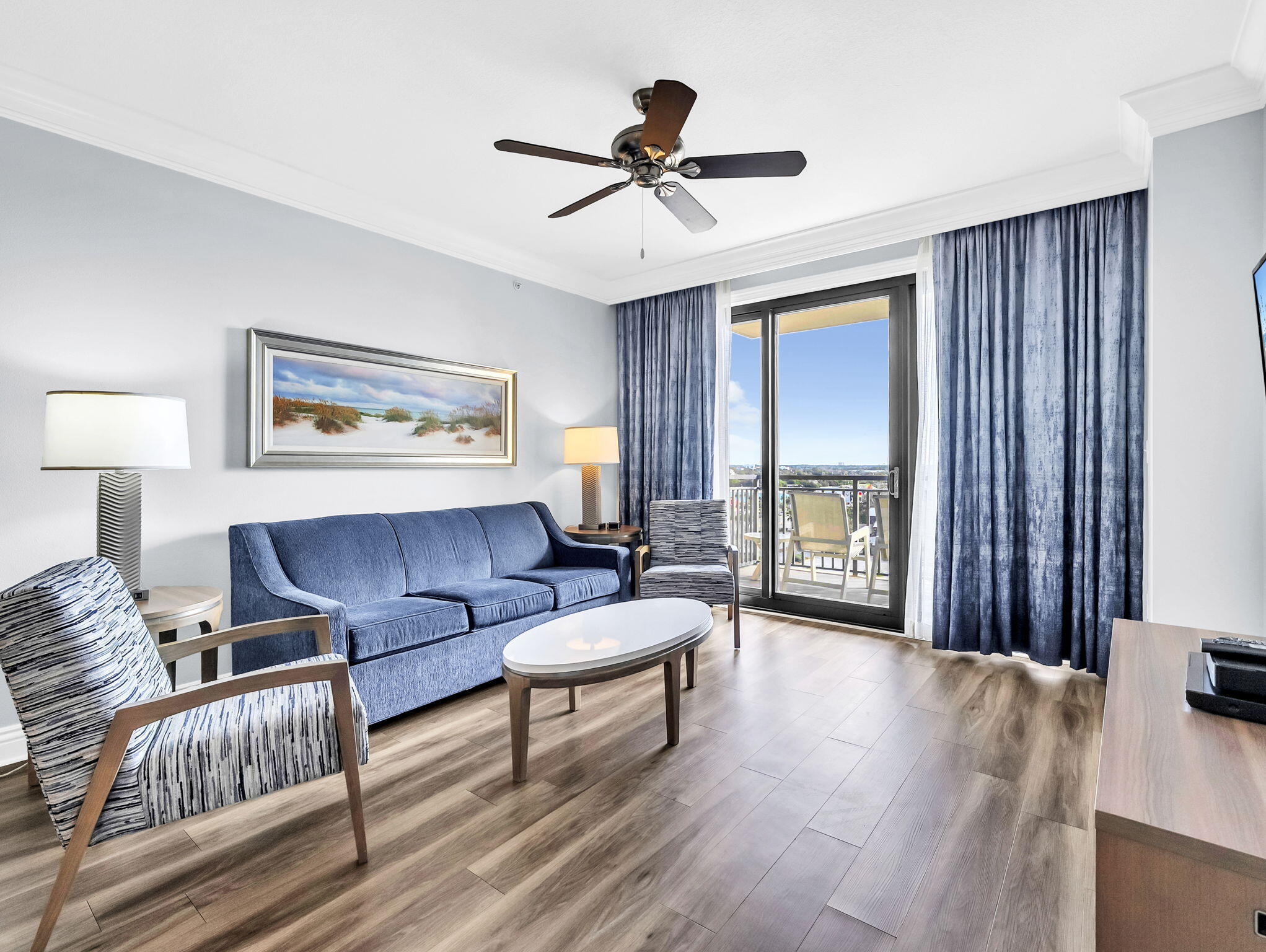 EMERALD GRANDE - Residential