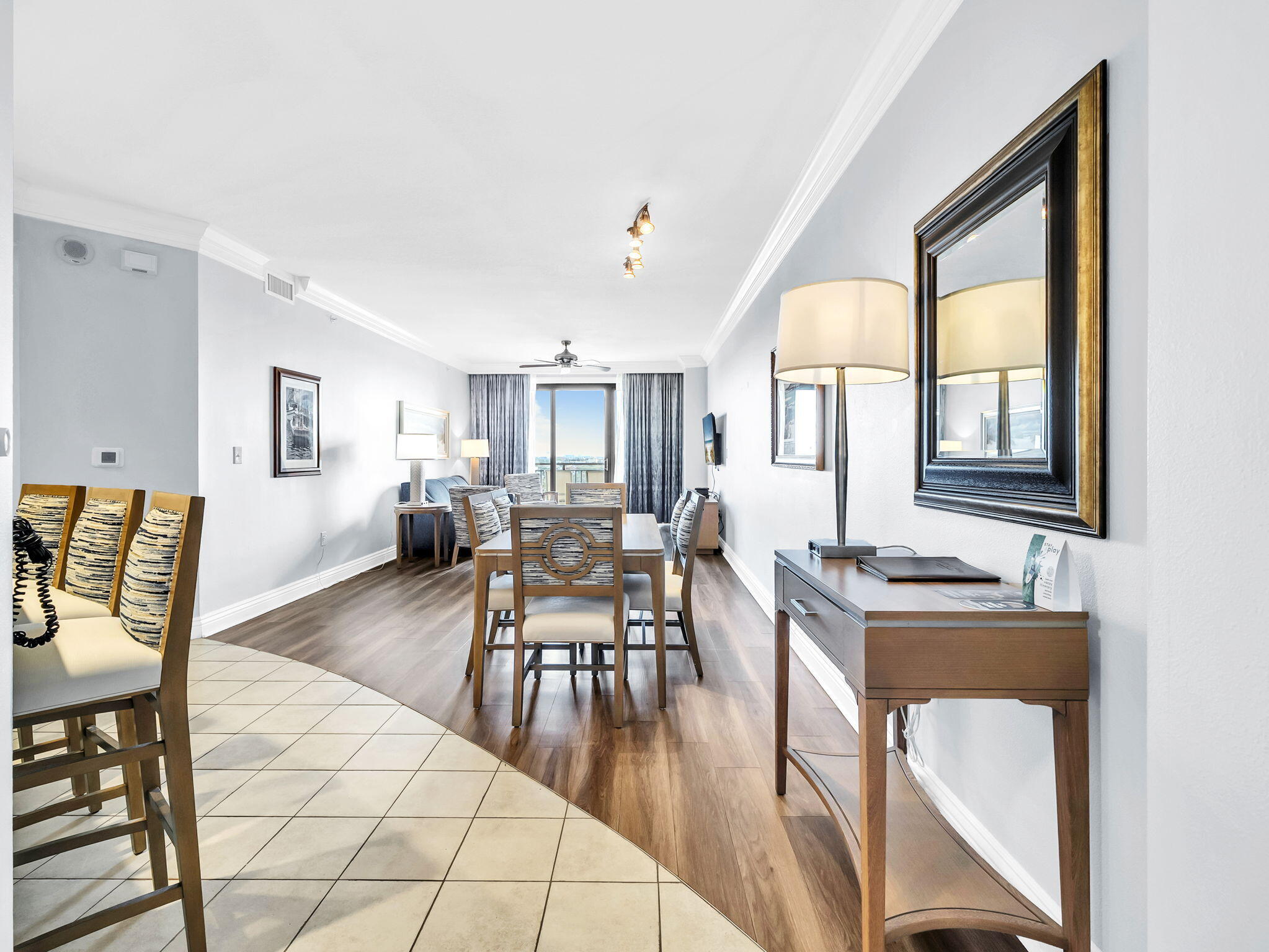 EMERALD GRANDE - Residential