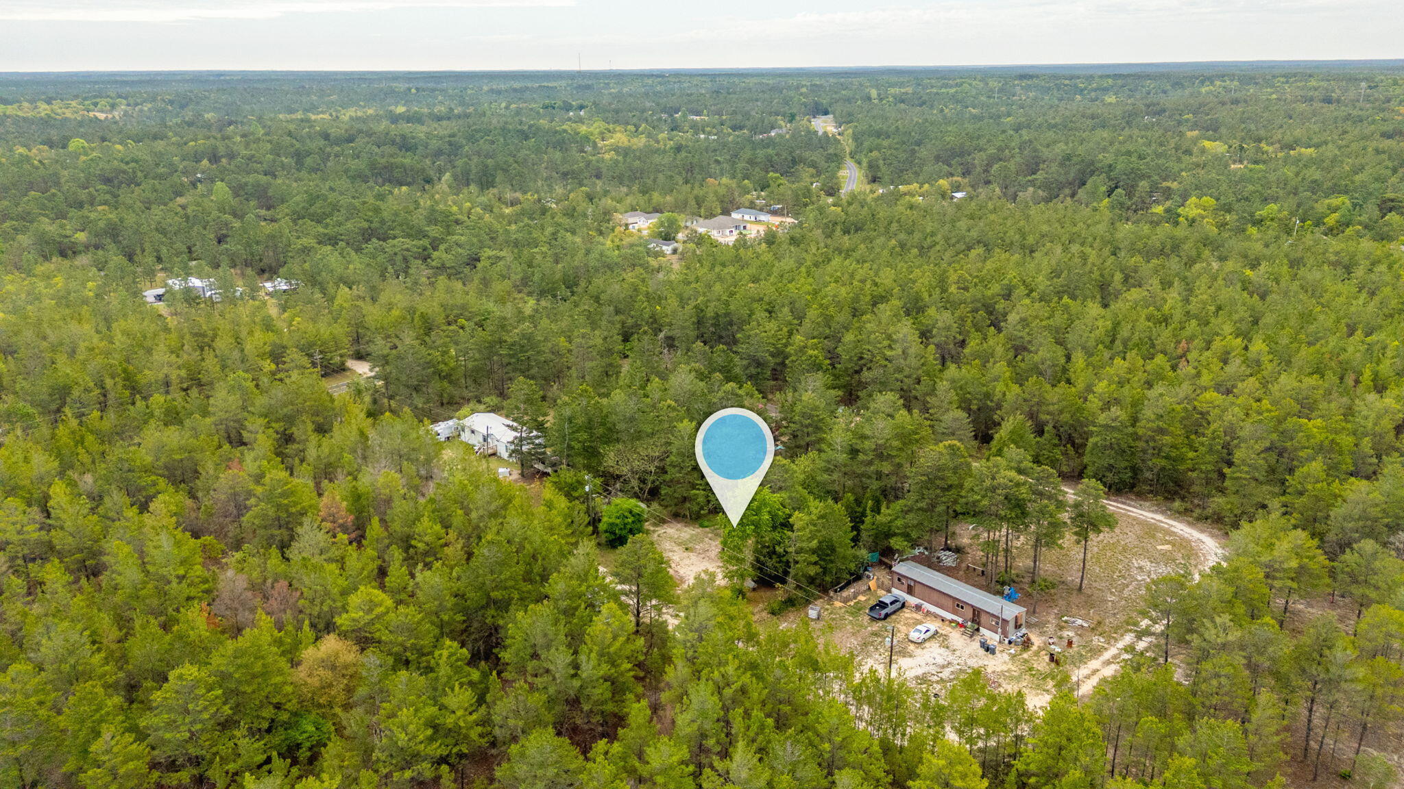 COUNTRY CLUB MANOR - Land